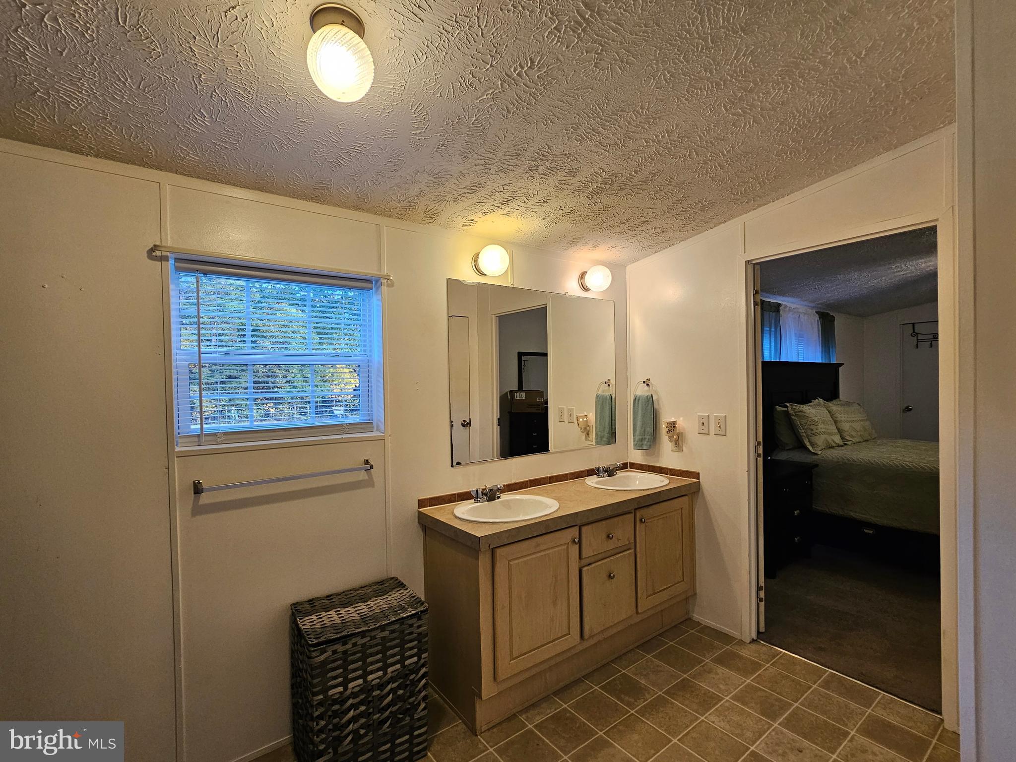 ROLLING SPRINGS FARMS WEST - Residential