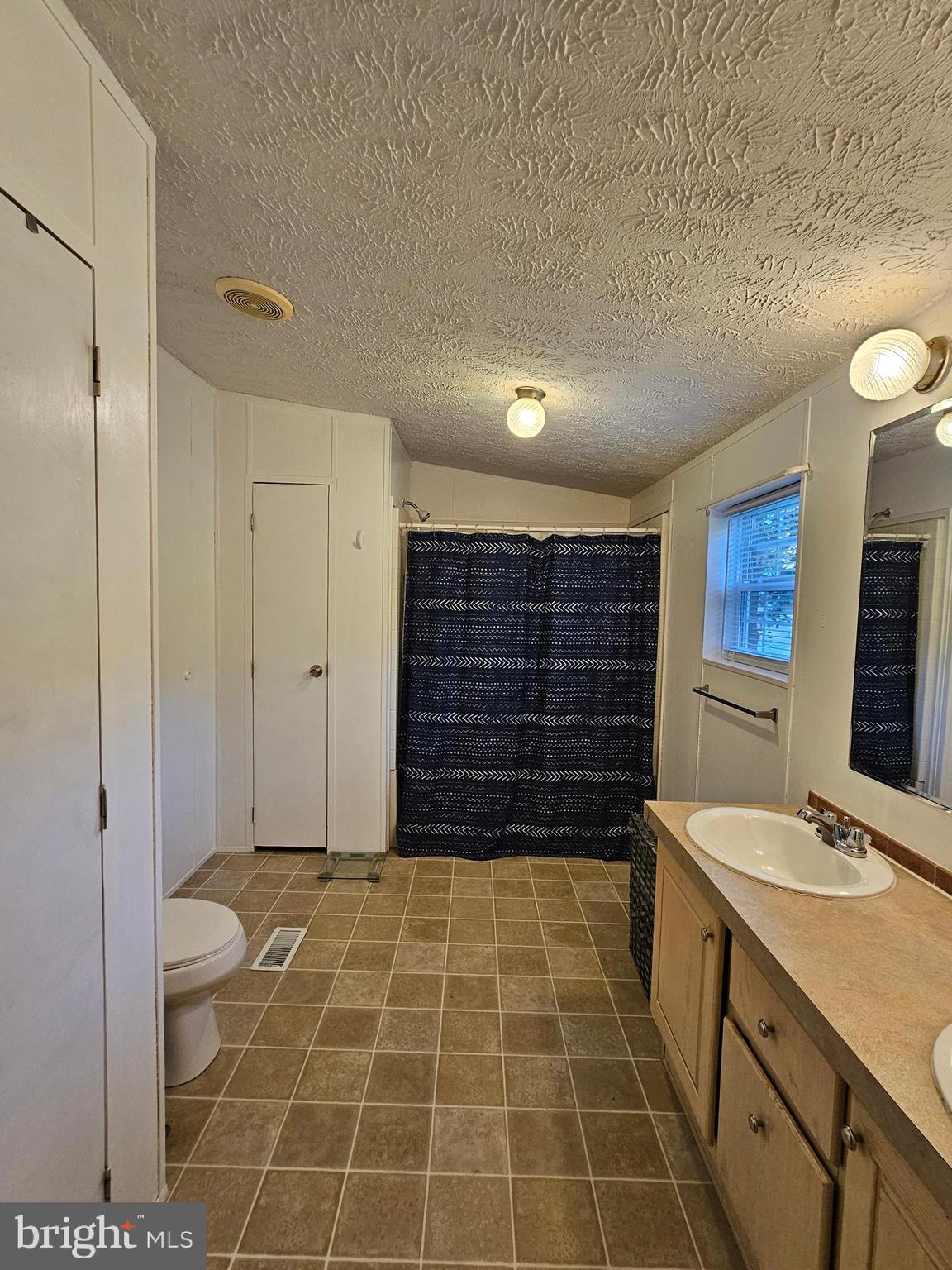 ROLLING SPRINGS FARMS WEST - Residential