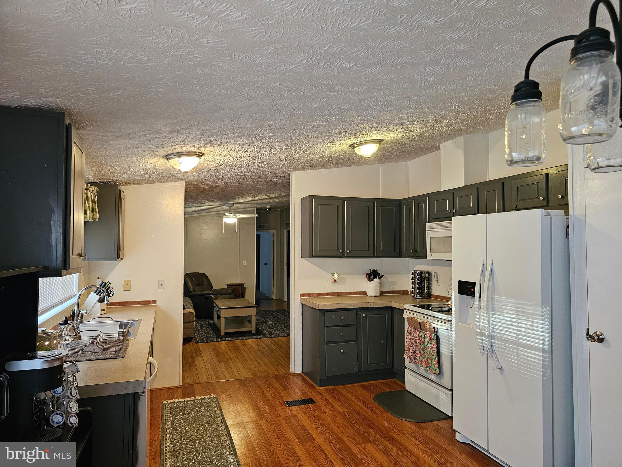 ROLLING SPRINGS FARMS WEST - Residential