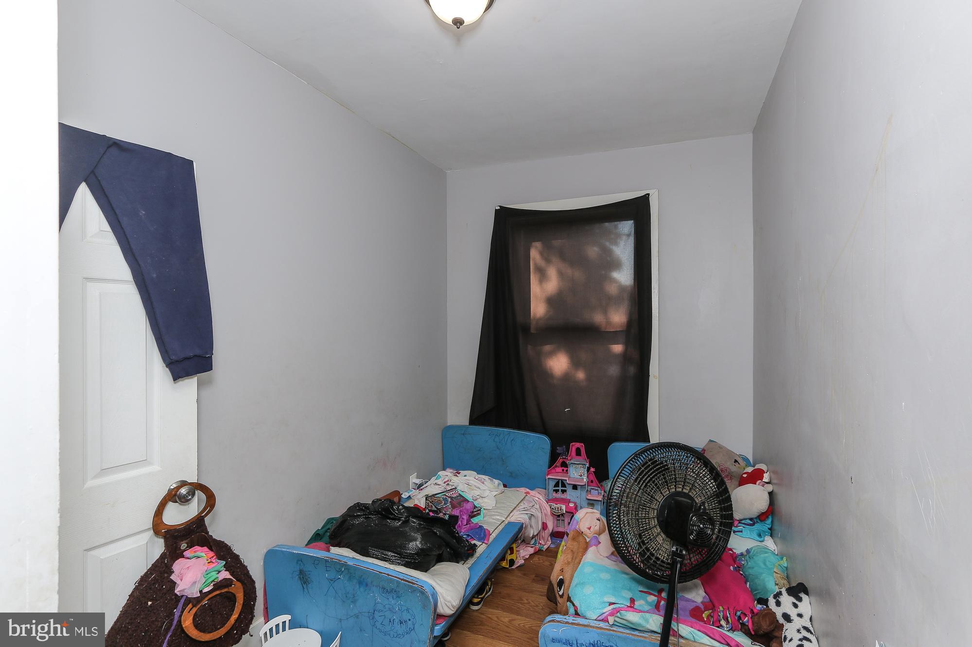 EDGEWOOD - Residential