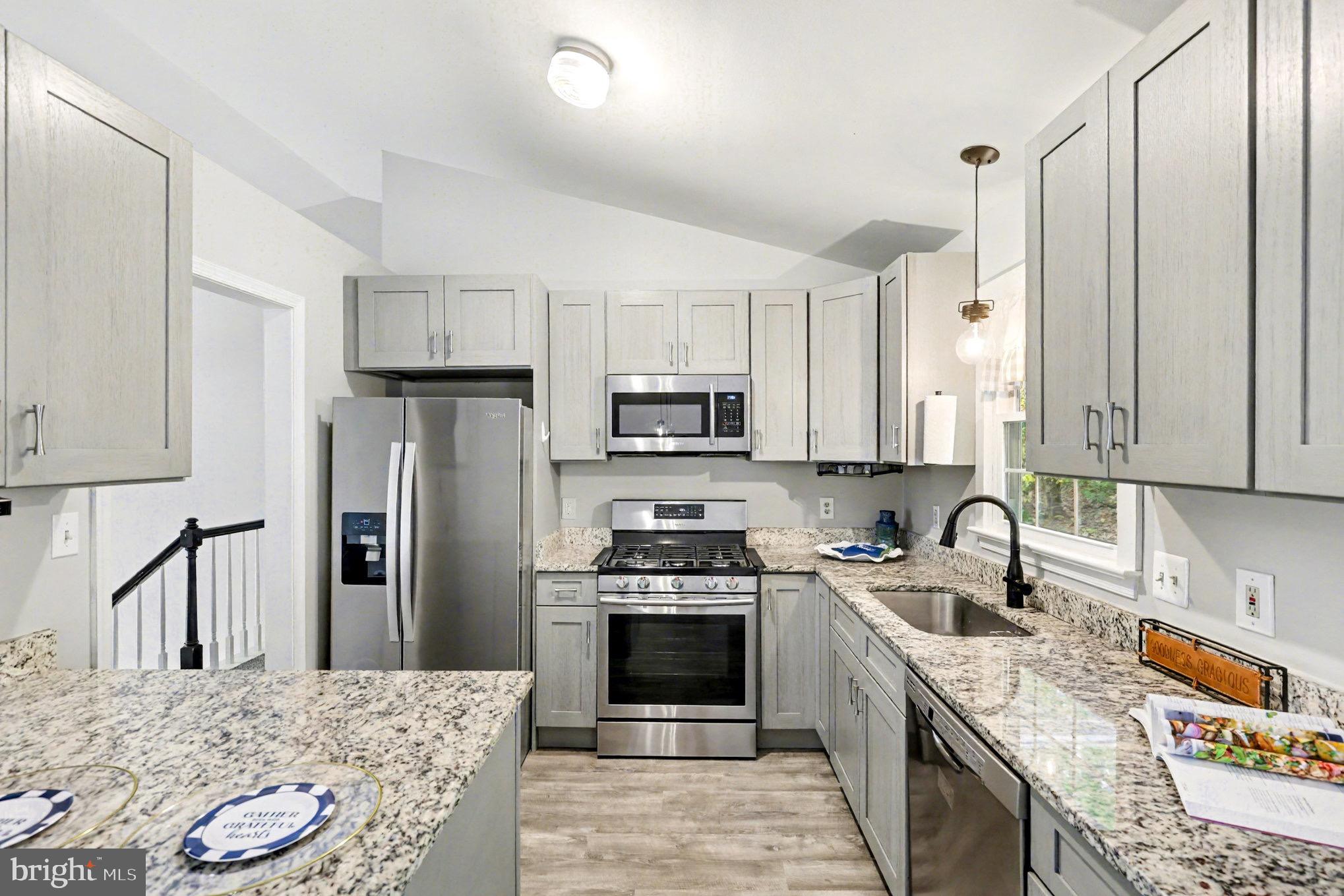 SURRY WOODS - Residential