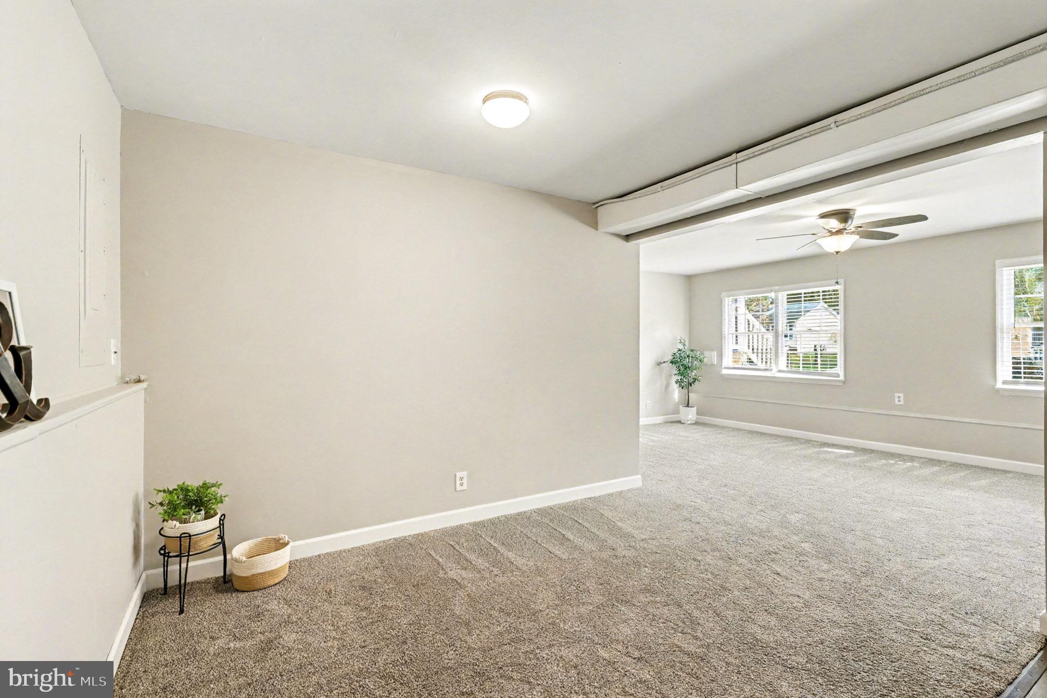 SURRY WOODS - Residential