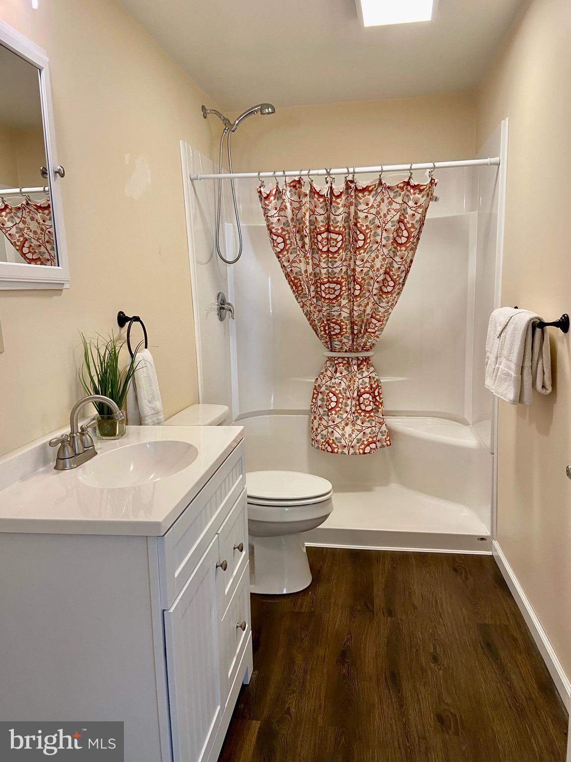 SURRY WOODS - Residential