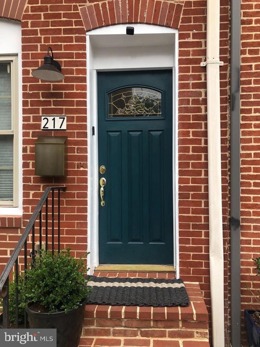 Just What You Ordered A 3 bedroom 2.5 bath home for rent in Upper Fell's Point! All bedrooms are  spacious. This charming rowhome features a nice a outdoor patio,  finished basement, laundry on the second floor, and a 3rd-floor primary suite with french doors leading to  Owner Suite bath that leads to small balcony with a nice Harbor View. Conveniently located close to Patterson Park, the waterfront, Canton, and Fell's Point. Tenant(s) pays for all utilities including water. Pets on a case-by-case basis.