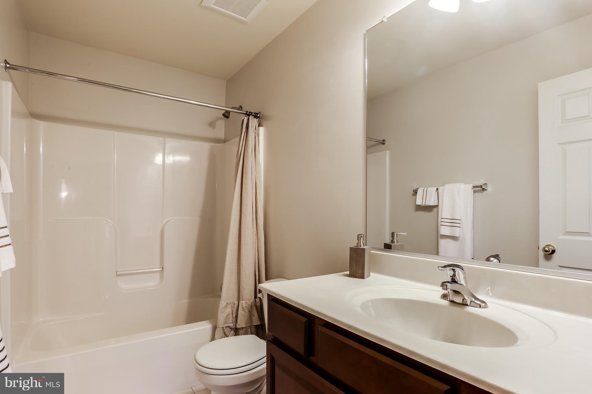 NORTH SHORE LANDING - Residential