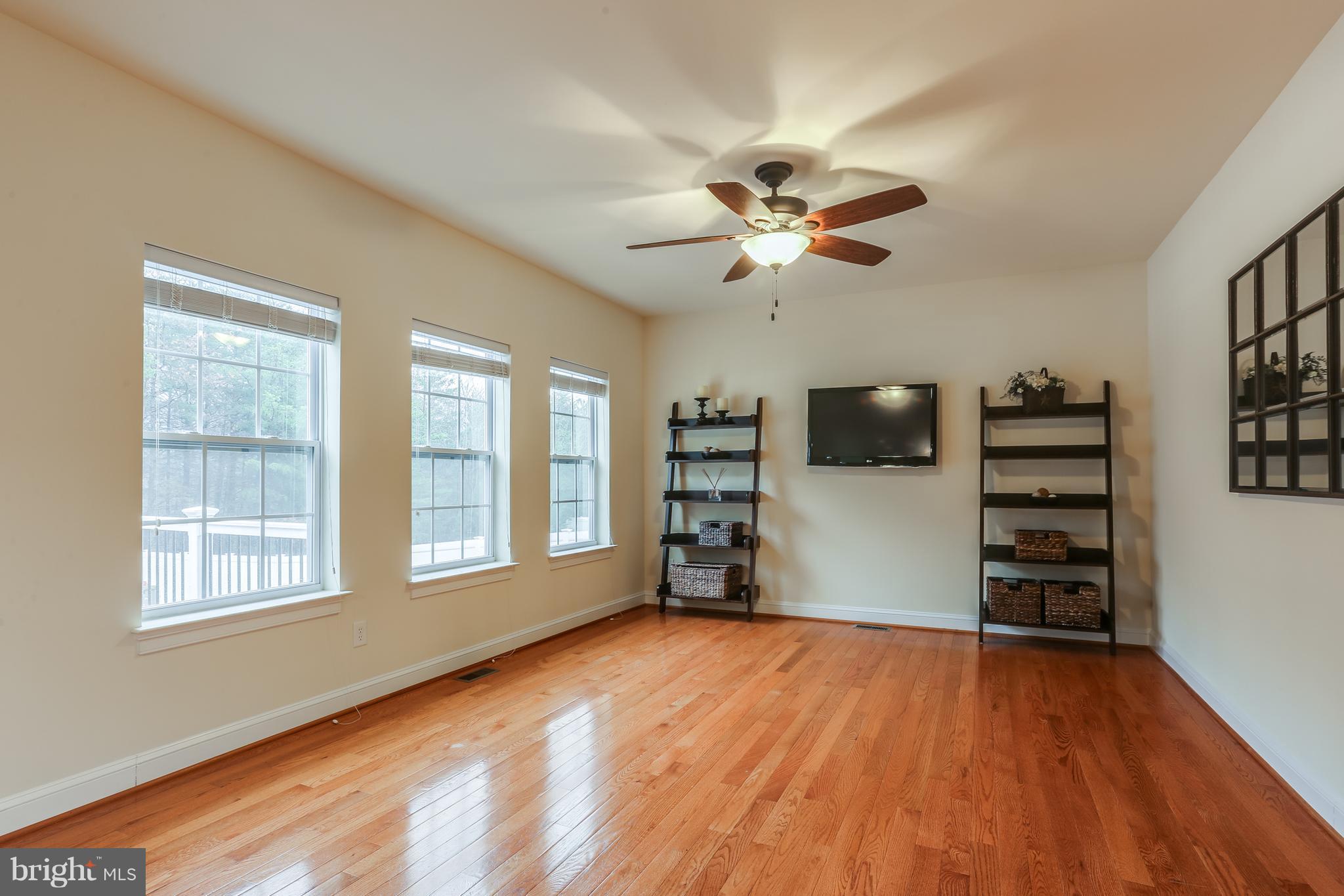 NORTH SHORE LANDING - Residential