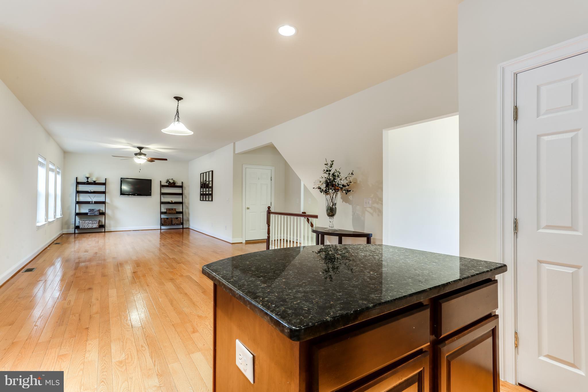 NORTH SHORE LANDING - Residential