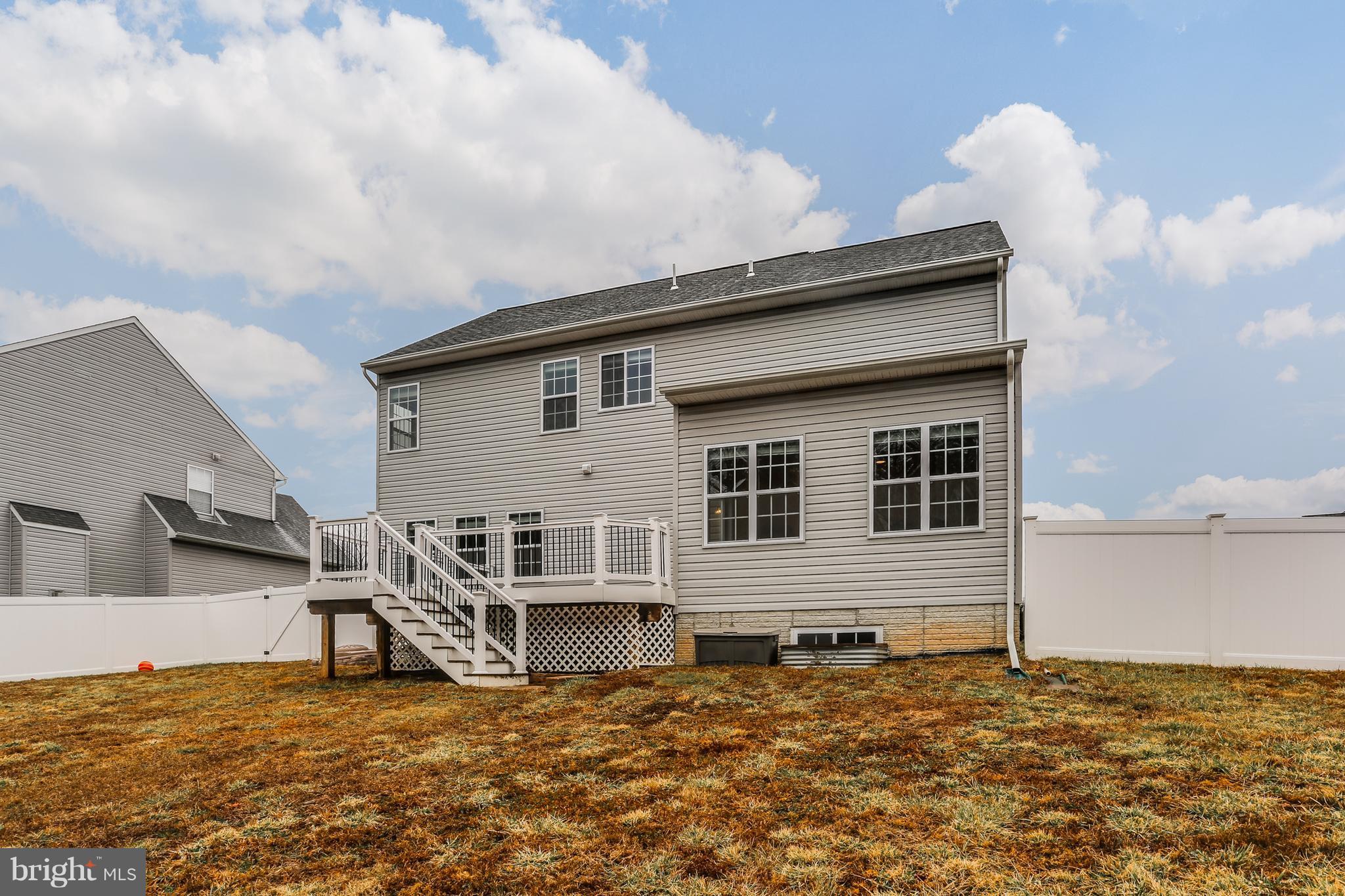 NORTH SHORE LANDING - Residential