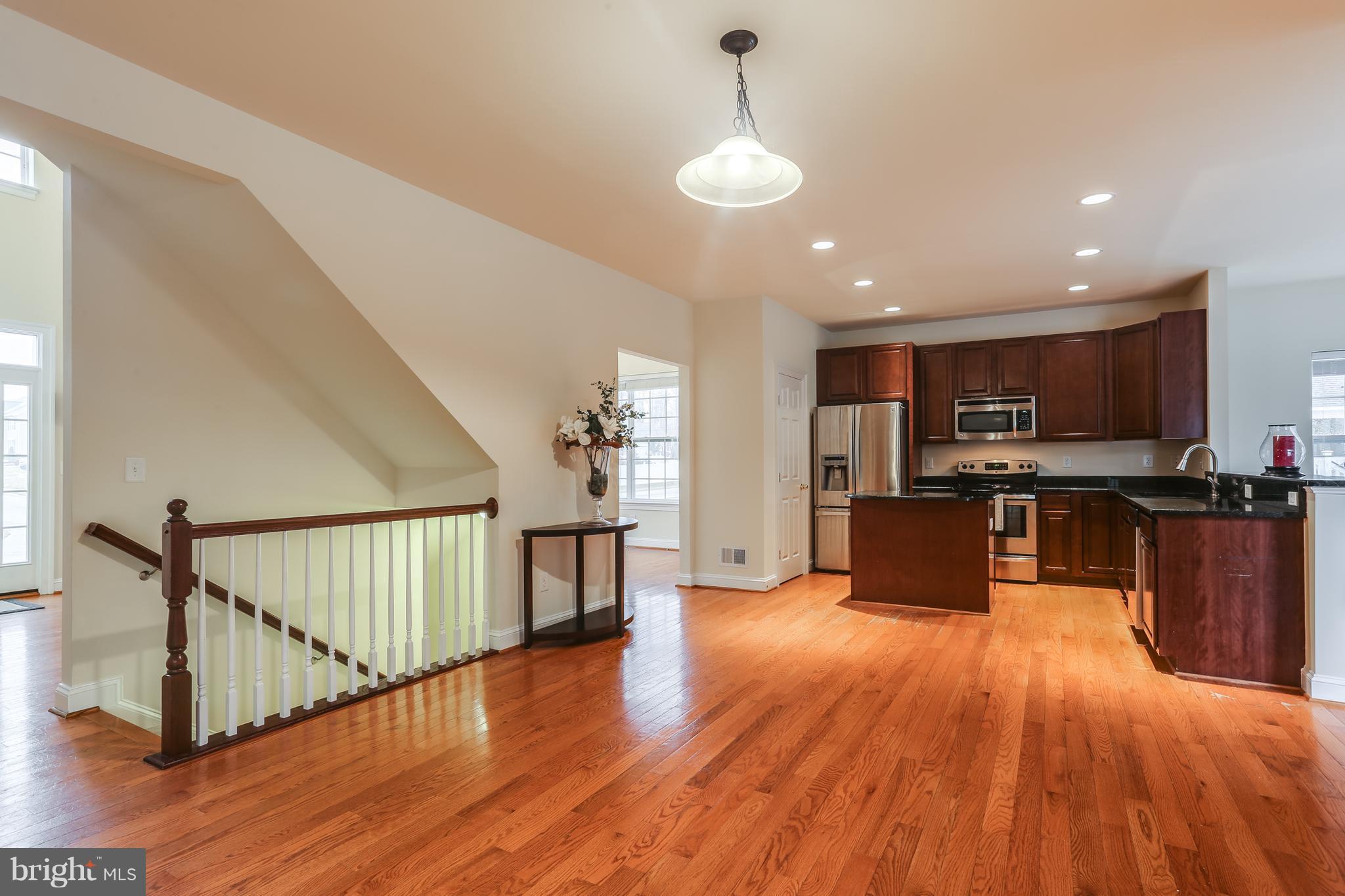 NORTH SHORE LANDING - Residential