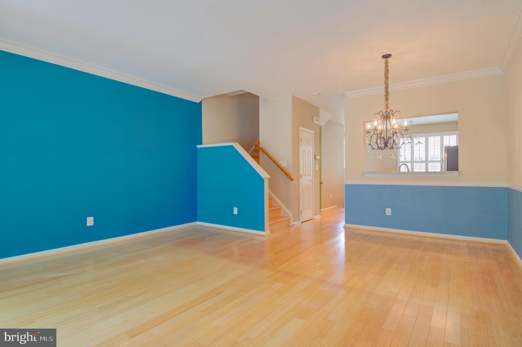 VINTAGE PLACE - Residential