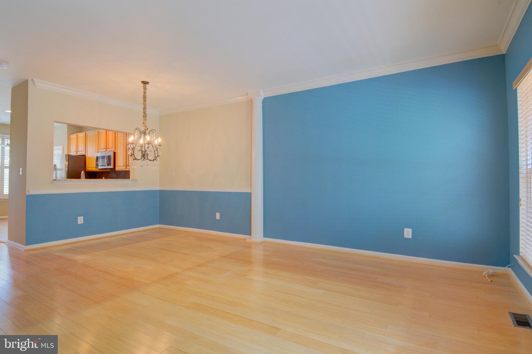 VINTAGE PLACE - Residential