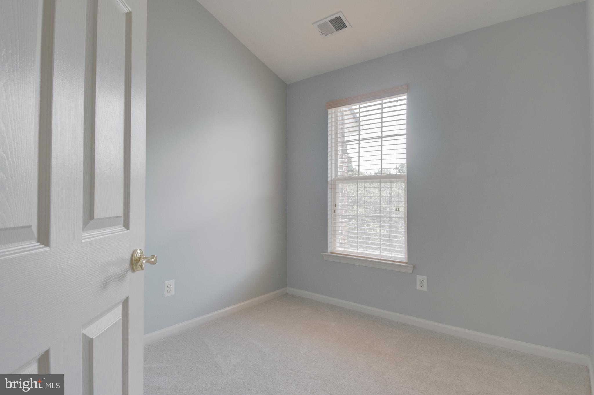 VINTAGE PLACE - Residential