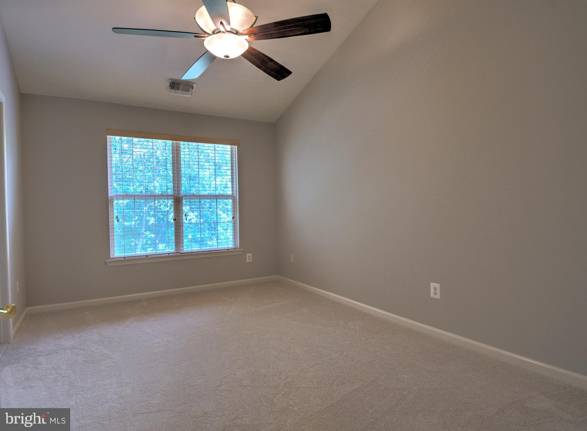 VINTAGE PLACE - Residential