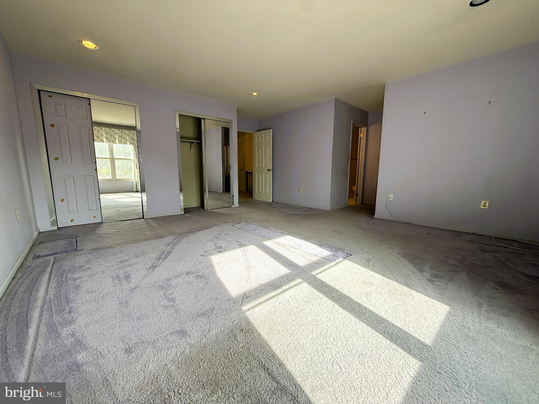 GWYN AYRE - Residential