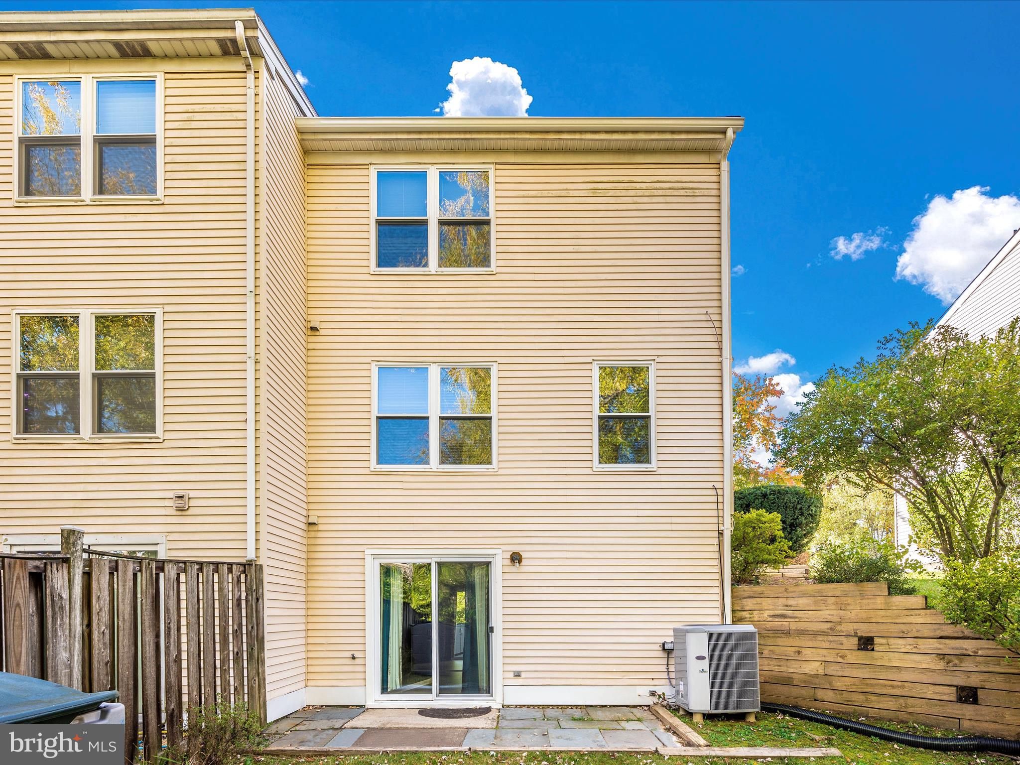 WOODSTREAM VILLAGE - Residential