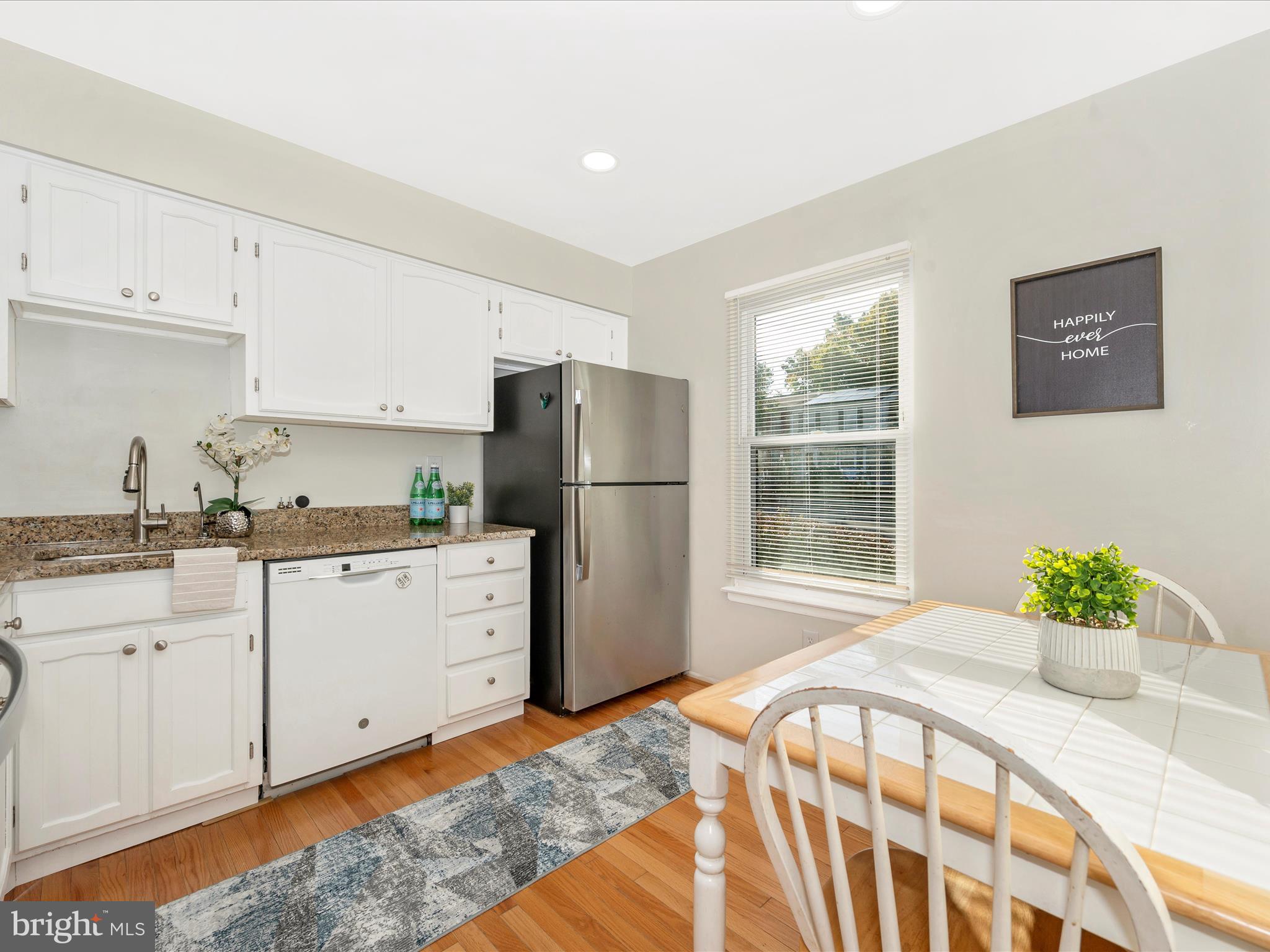 WOODSTREAM VILLAGE - Residential