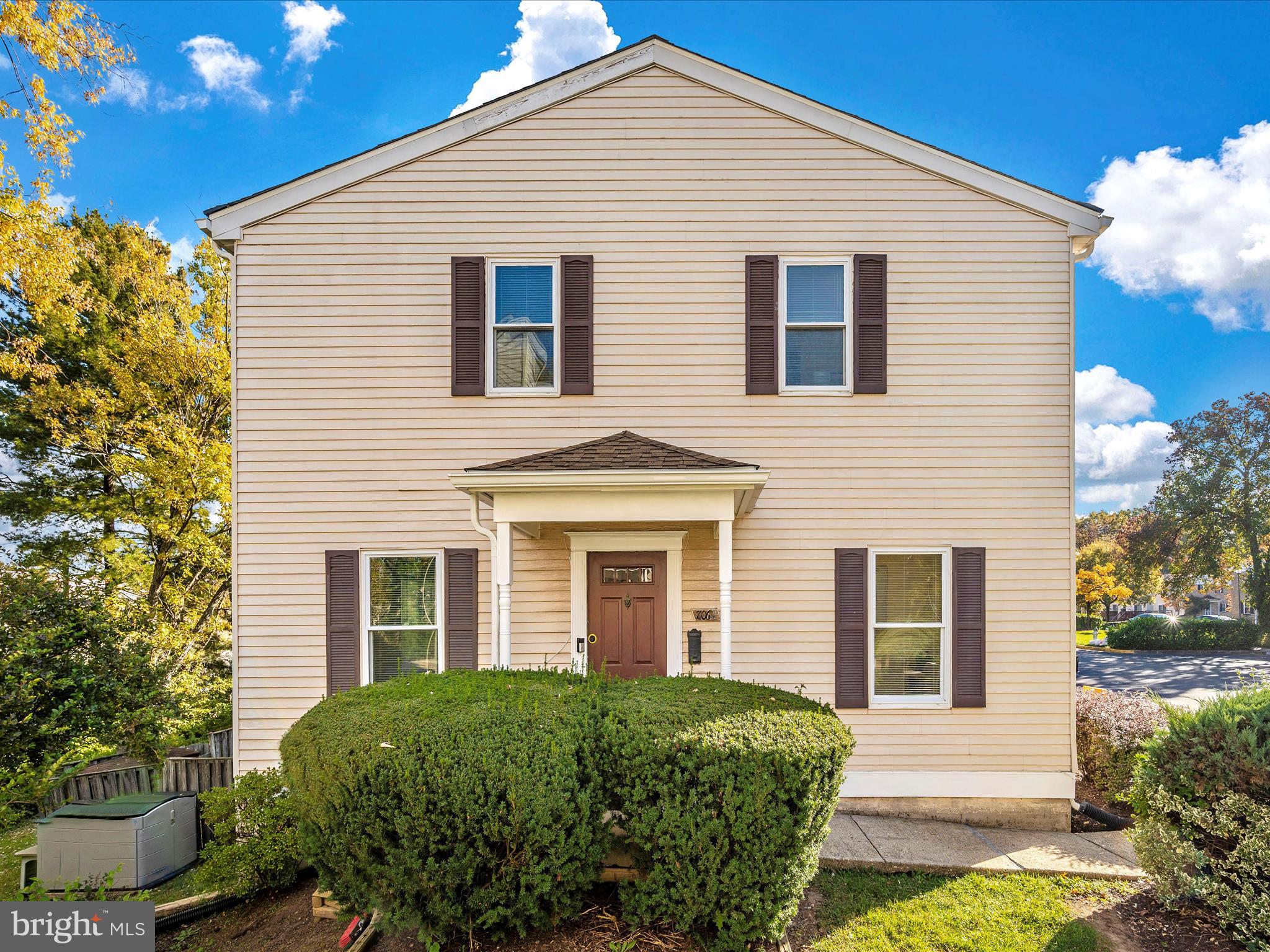 WOODSTREAM VILLAGE - Residential