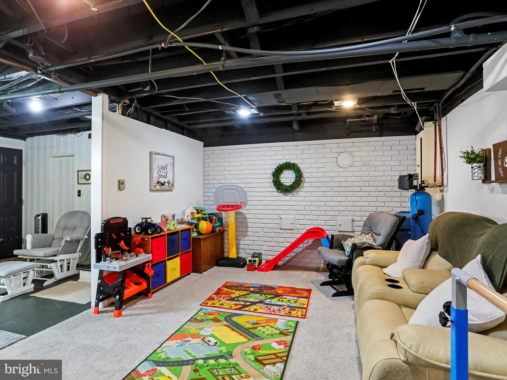 ROSEMONT - Residential