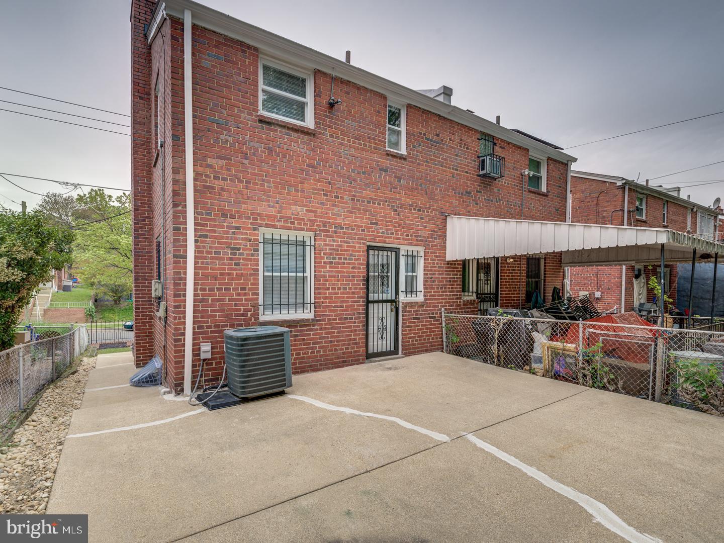 FT DUPONT PARK - Residential