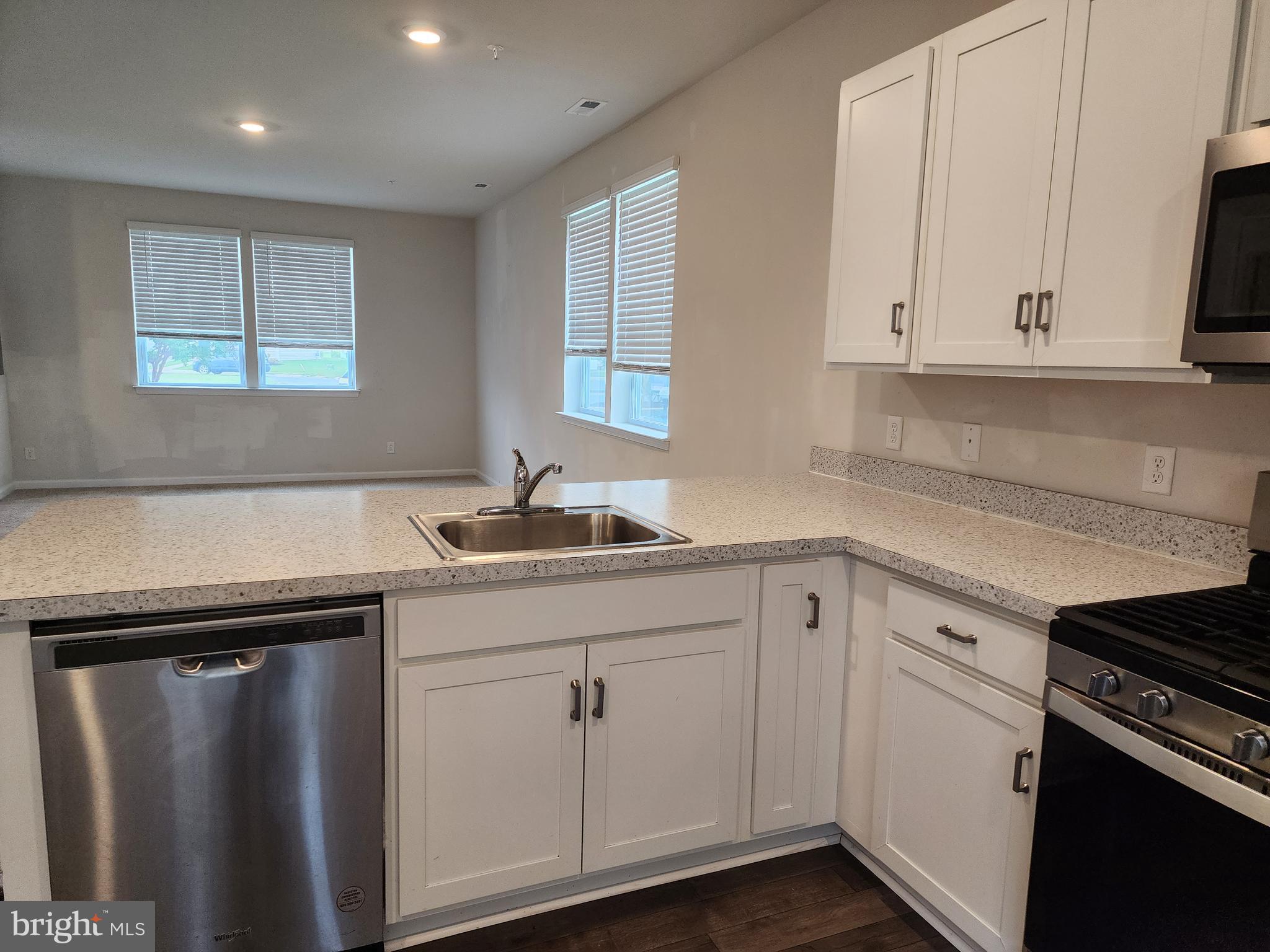 CATTAIL CROSSING - Residential Lease