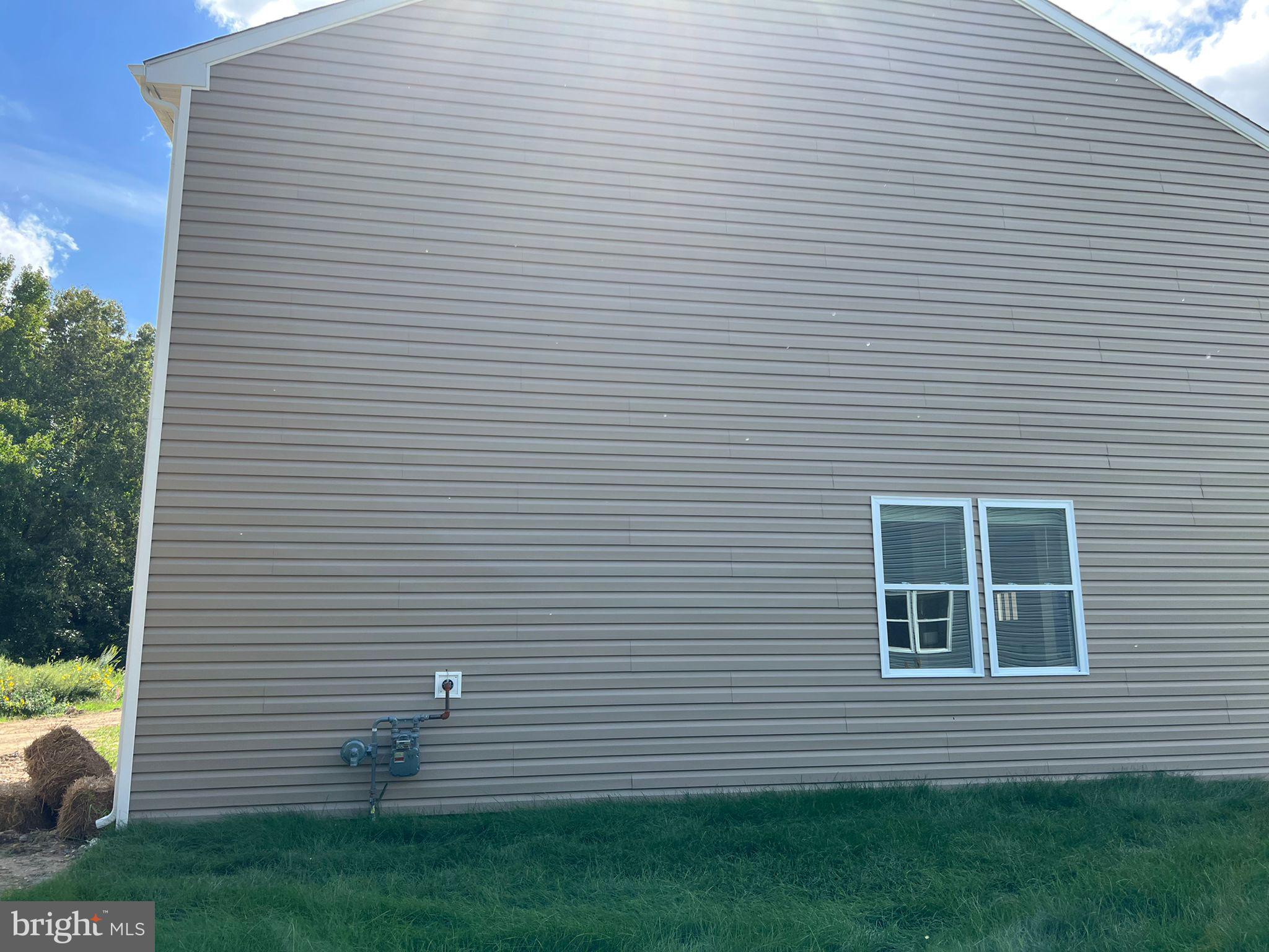 CATTAIL CROSSING - Residential Lease