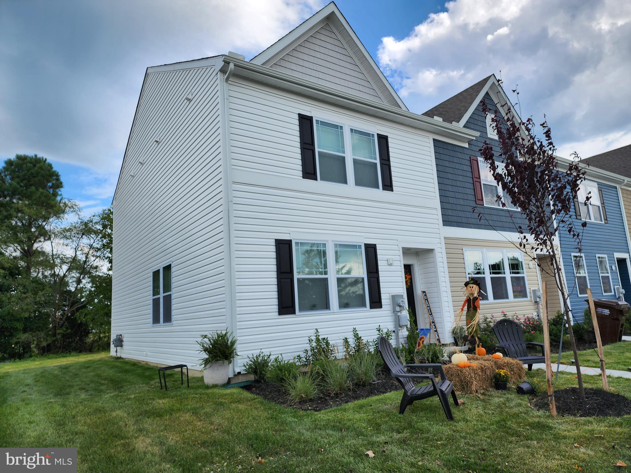 CATTAIL CROSSING - Residential Lease