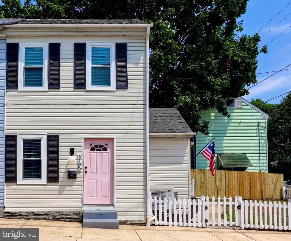 365 S 3RD STREET