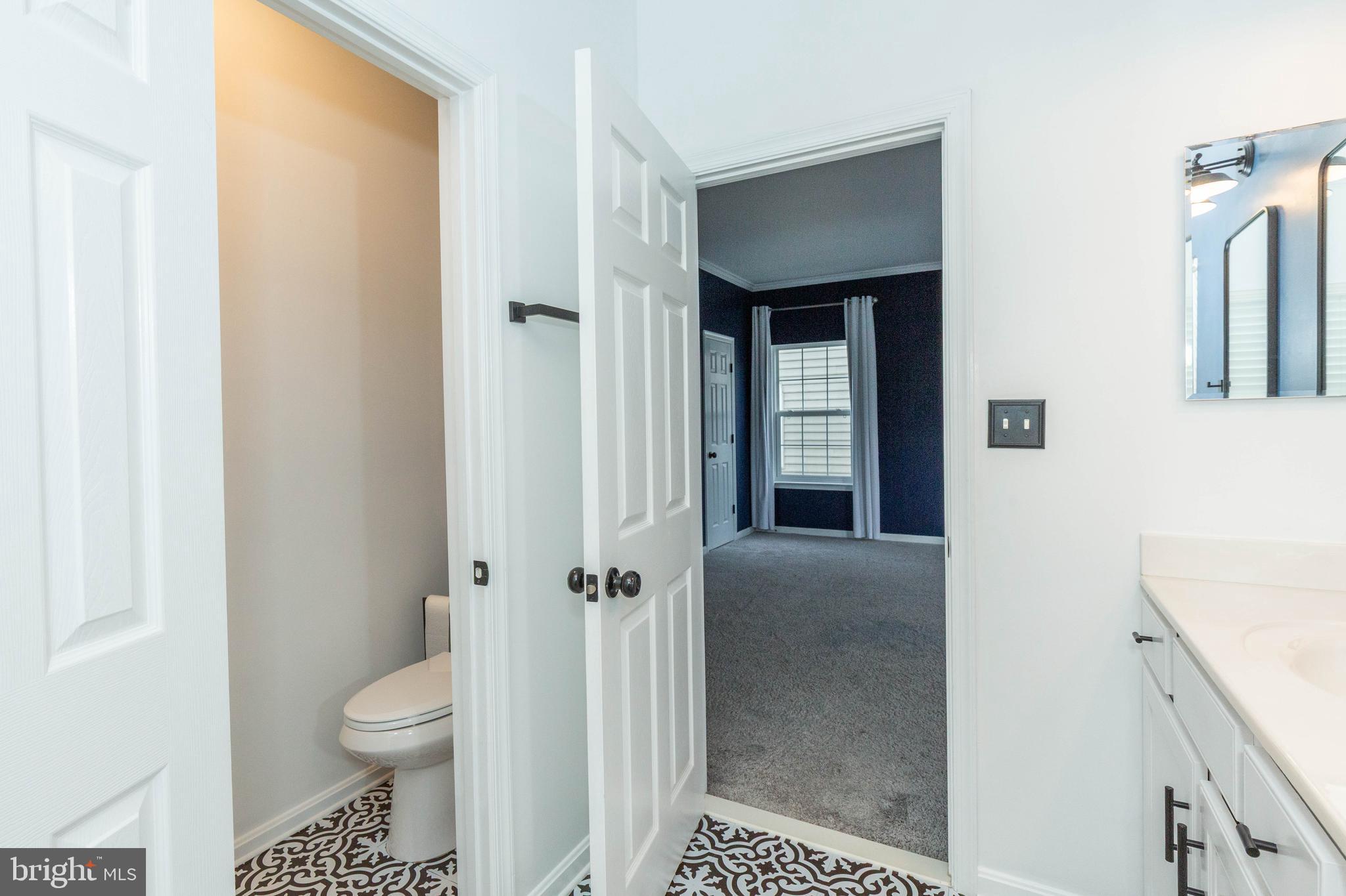 HUNTFIELD - Residential Lease