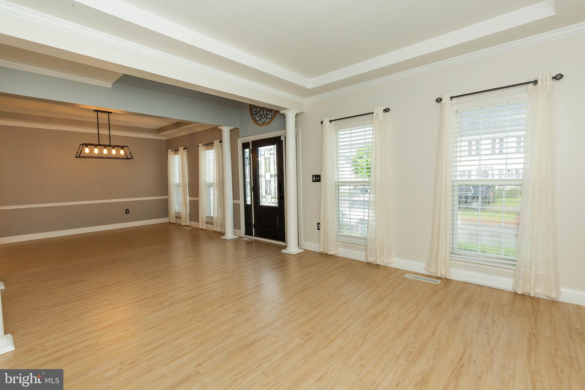 HUNTFIELD - Residential Lease