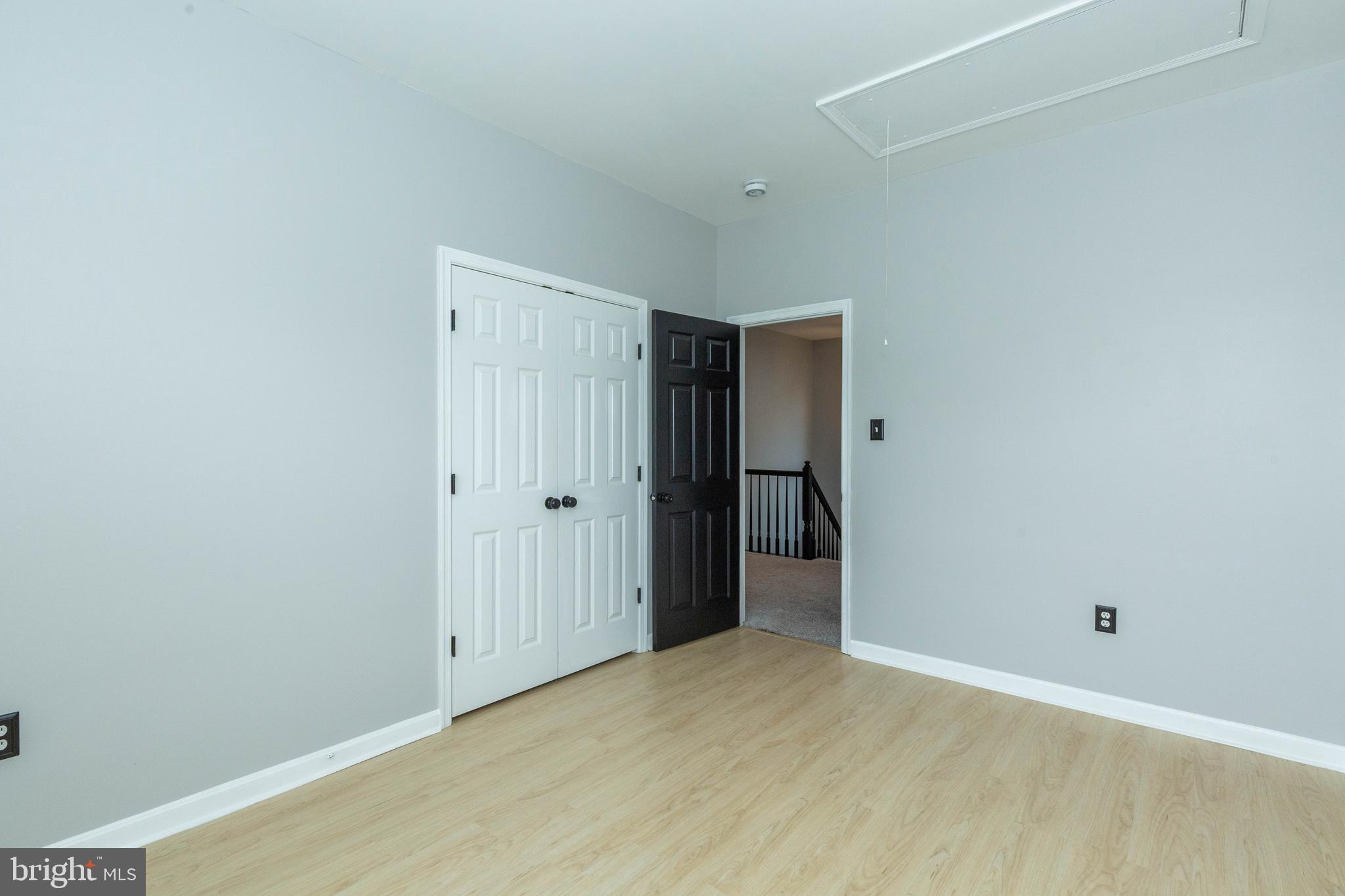 HUNTFIELD - Residential Lease