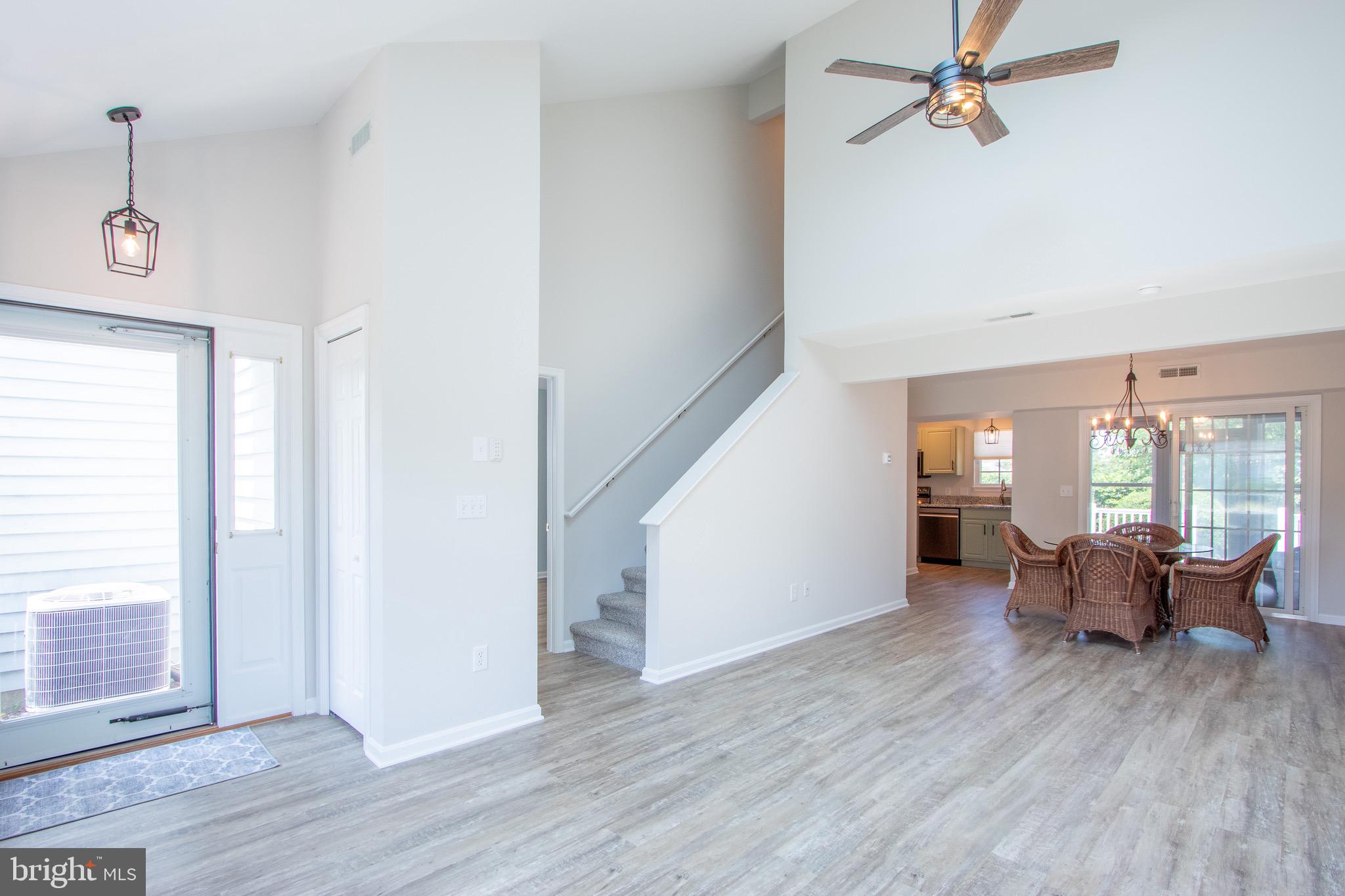 30868 CREPE MYRTLE DRIVE 4