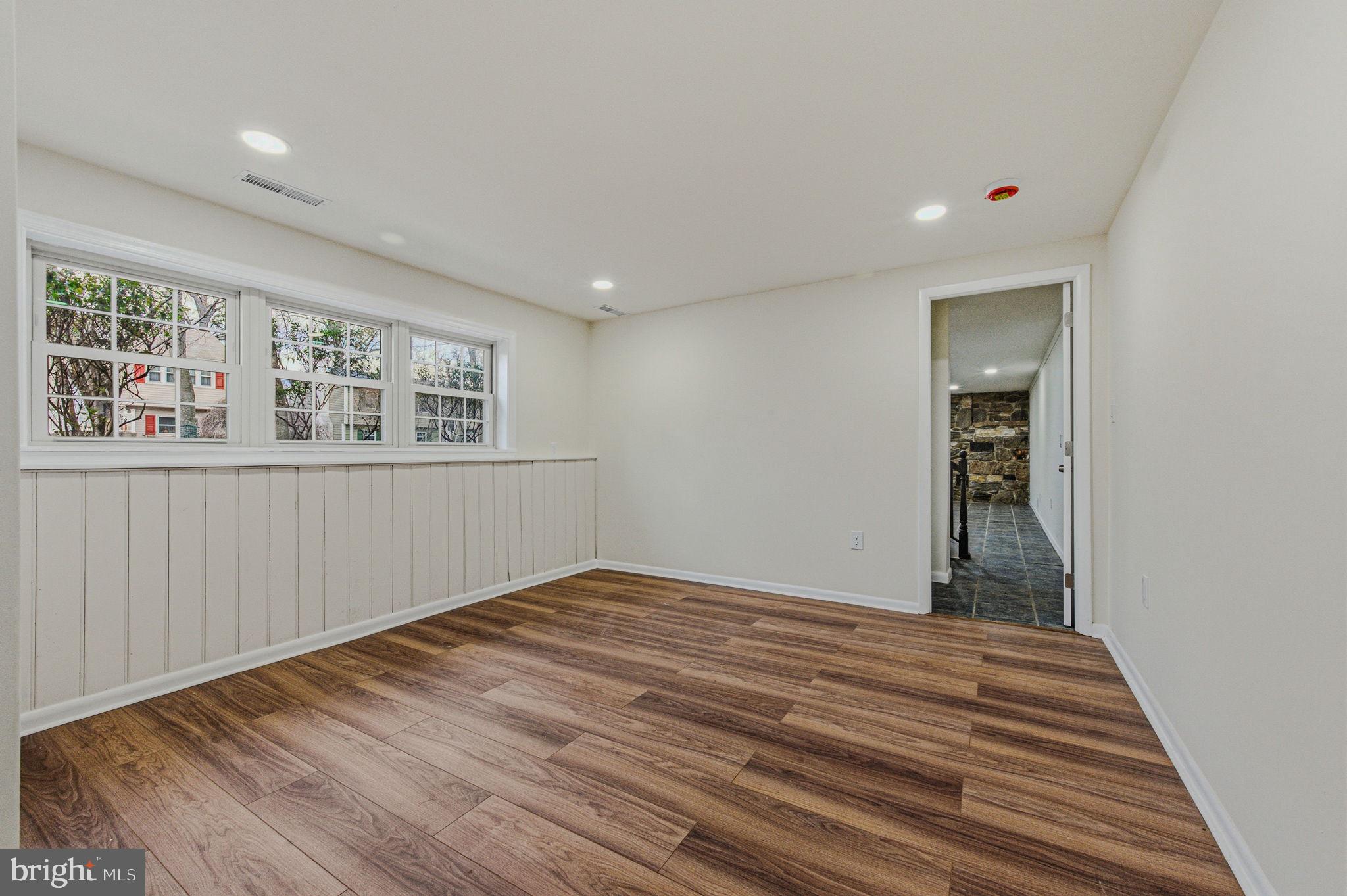 FOX WOODS - Residential