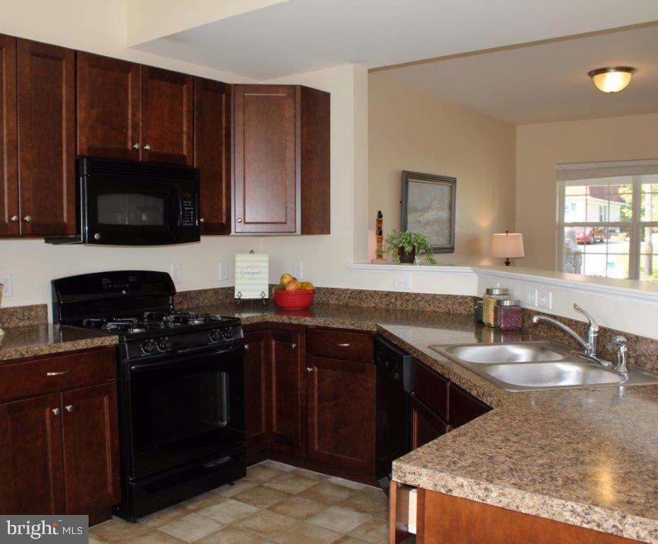 WESTWOOD GREEN - Residential