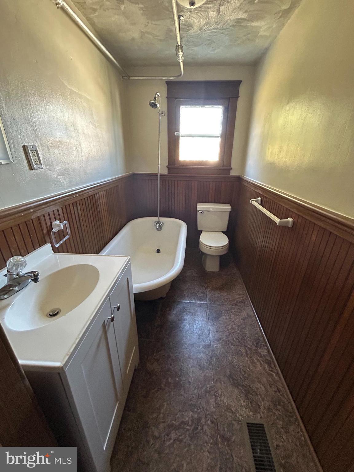 CITY OF MARTINSBURG - Residential Lease