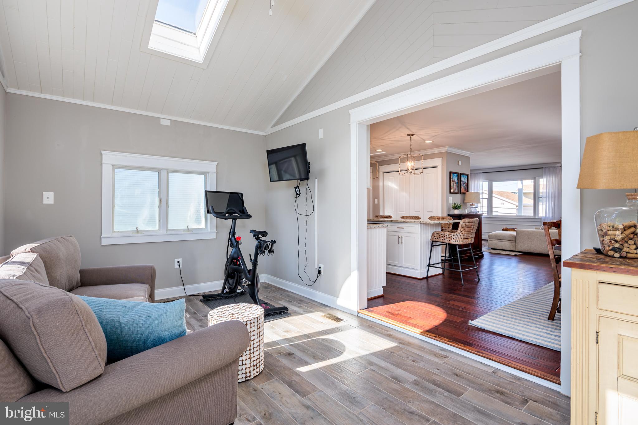 SWAN POINT - Residential