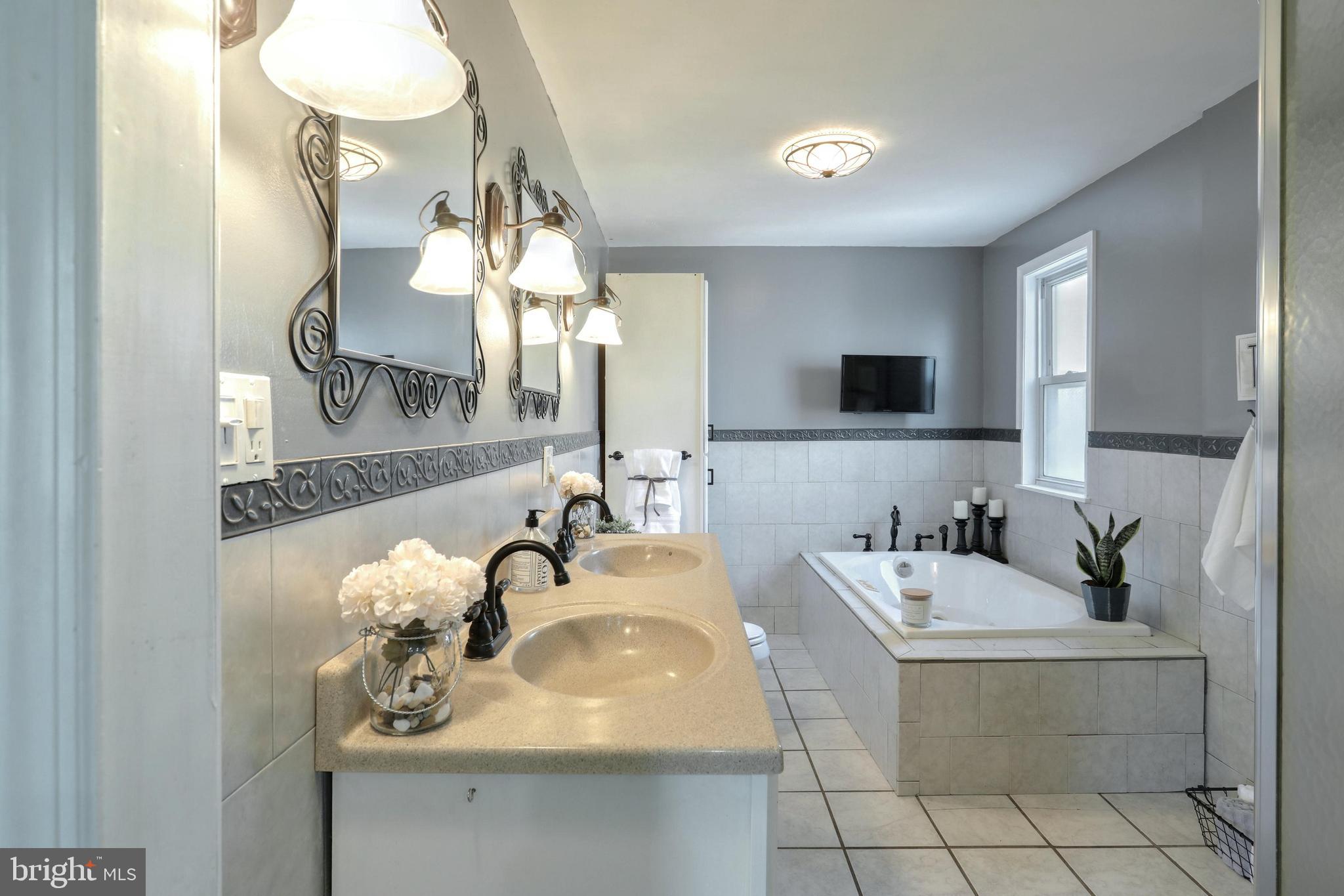 CARNEY VIEW - Residential