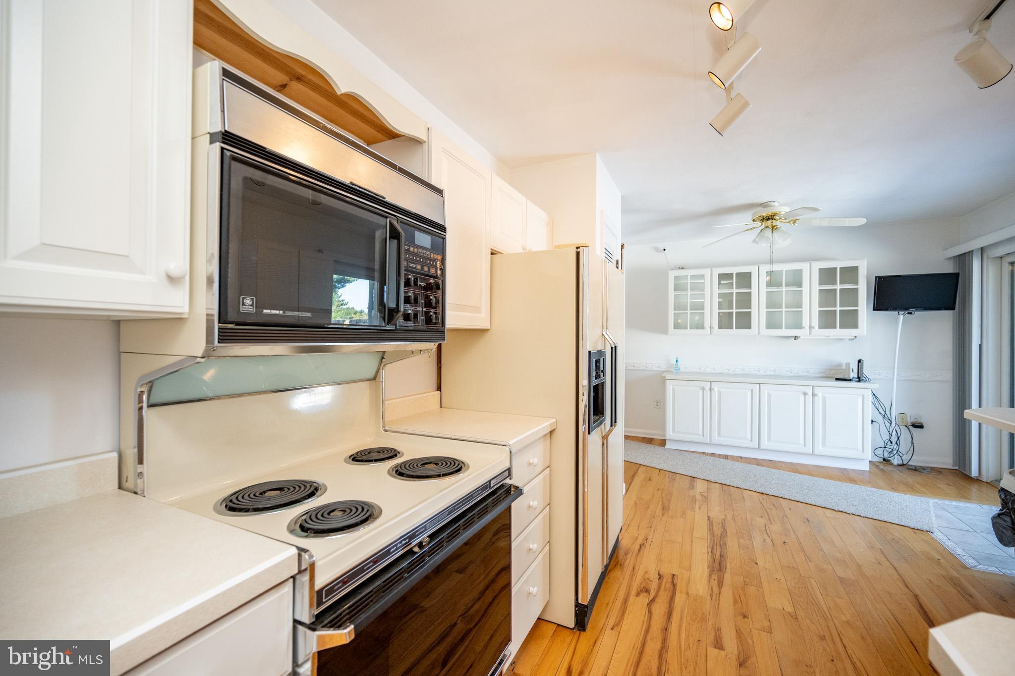 OAKLAND - Residential