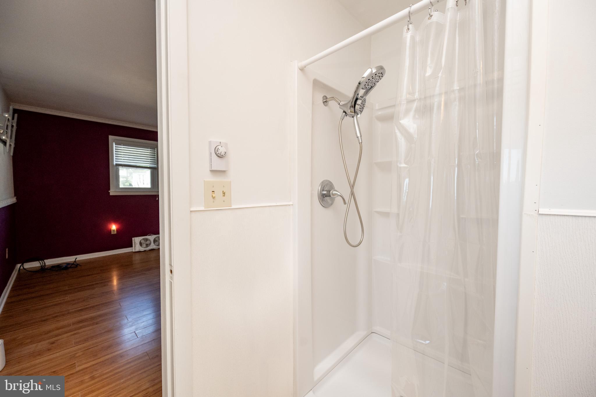 OAKLAND - Residential