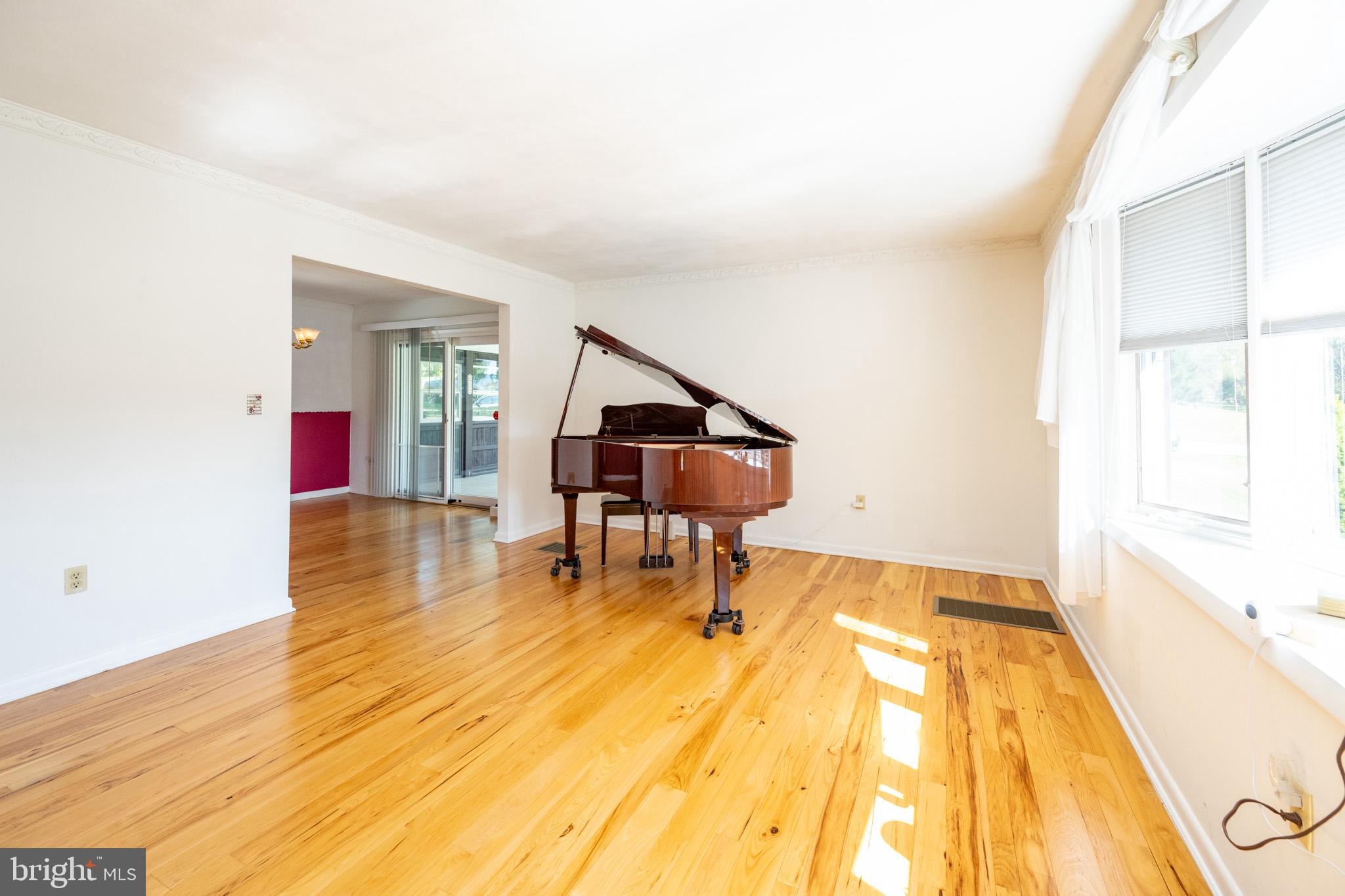 OAKLAND - Residential