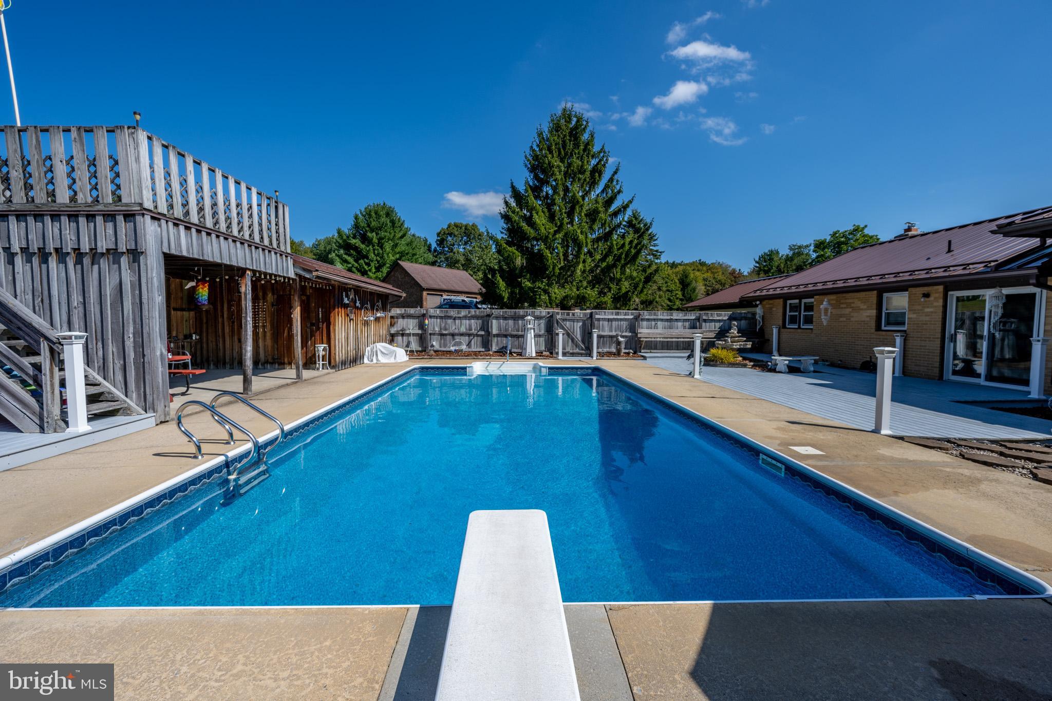 OAKLAND - Residential