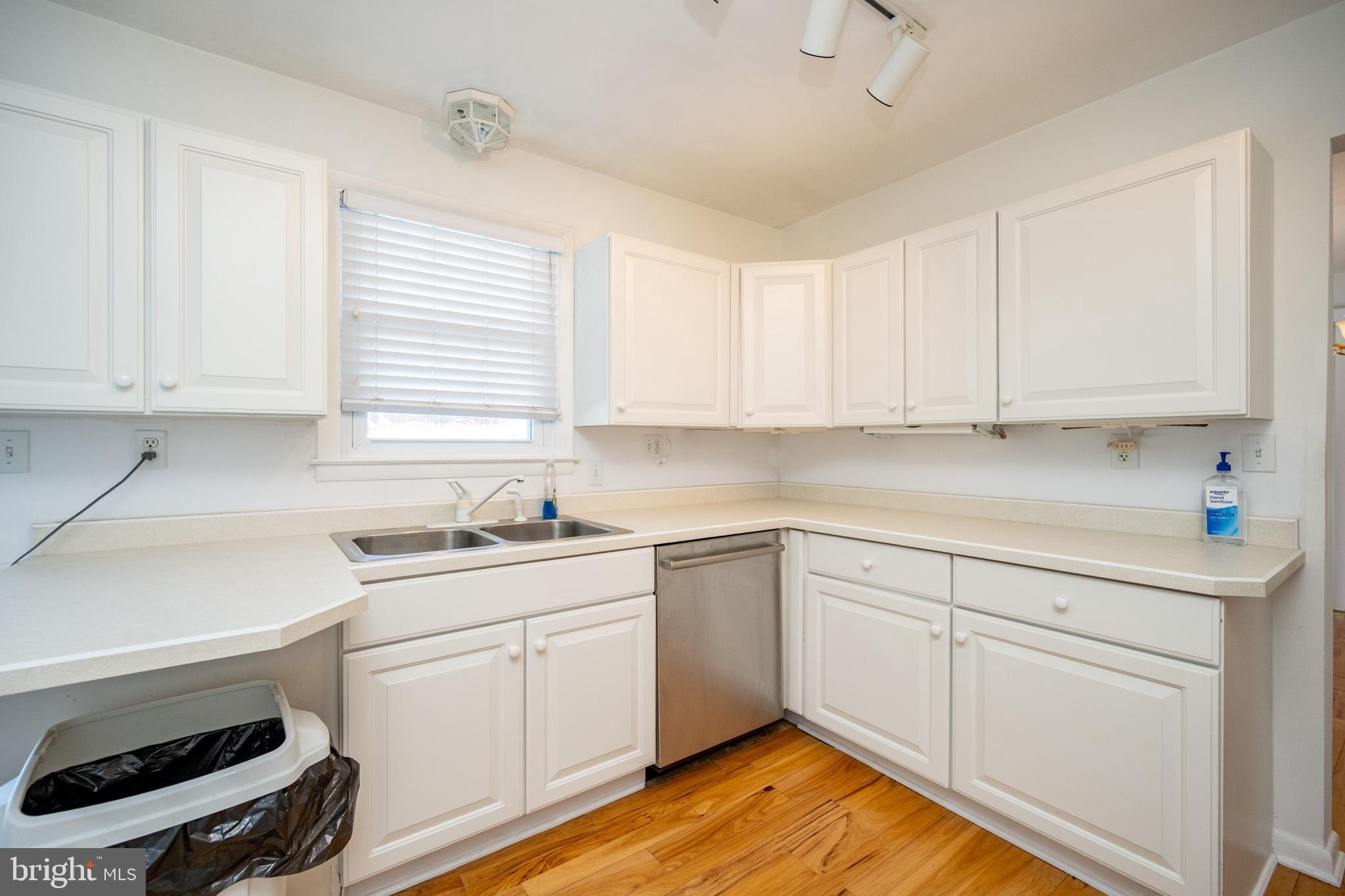 OAKLAND - Residential