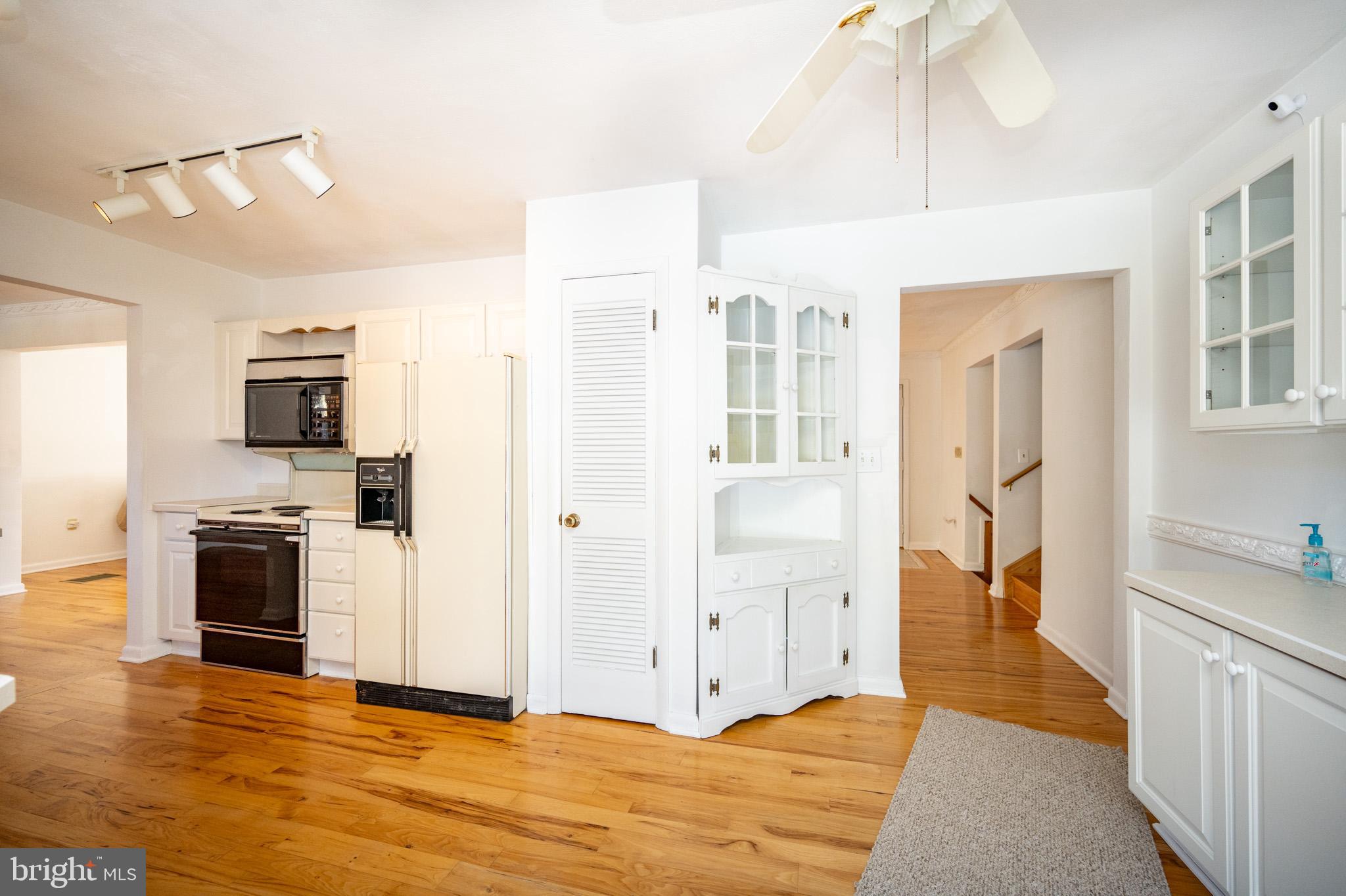 OAKLAND - Residential