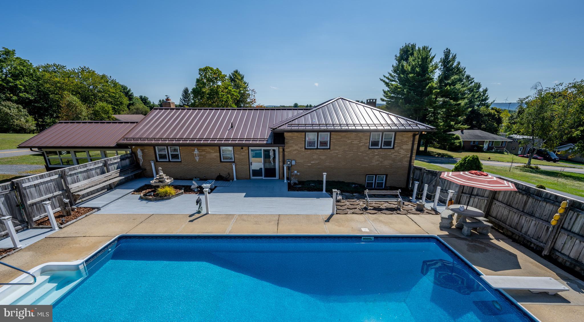 OAKLAND - Residential