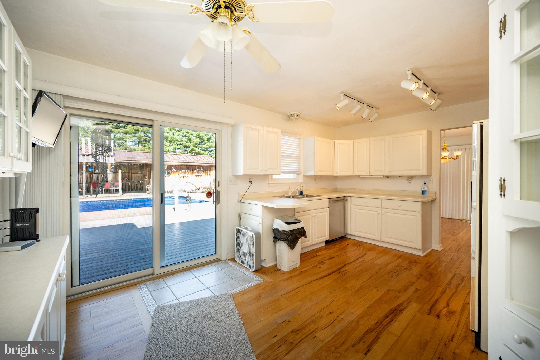 OAKLAND - Residential