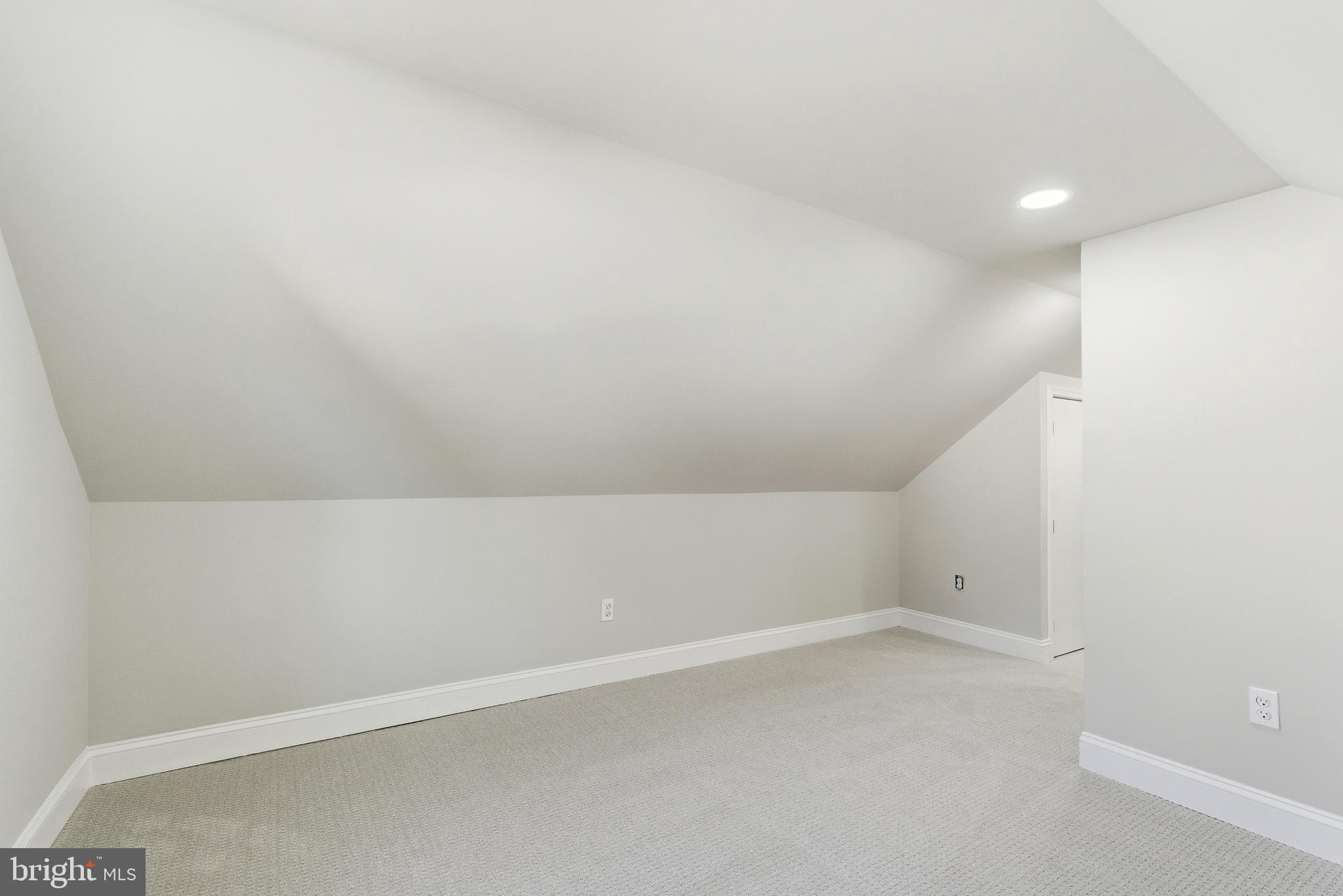 BEL AIR - Residential