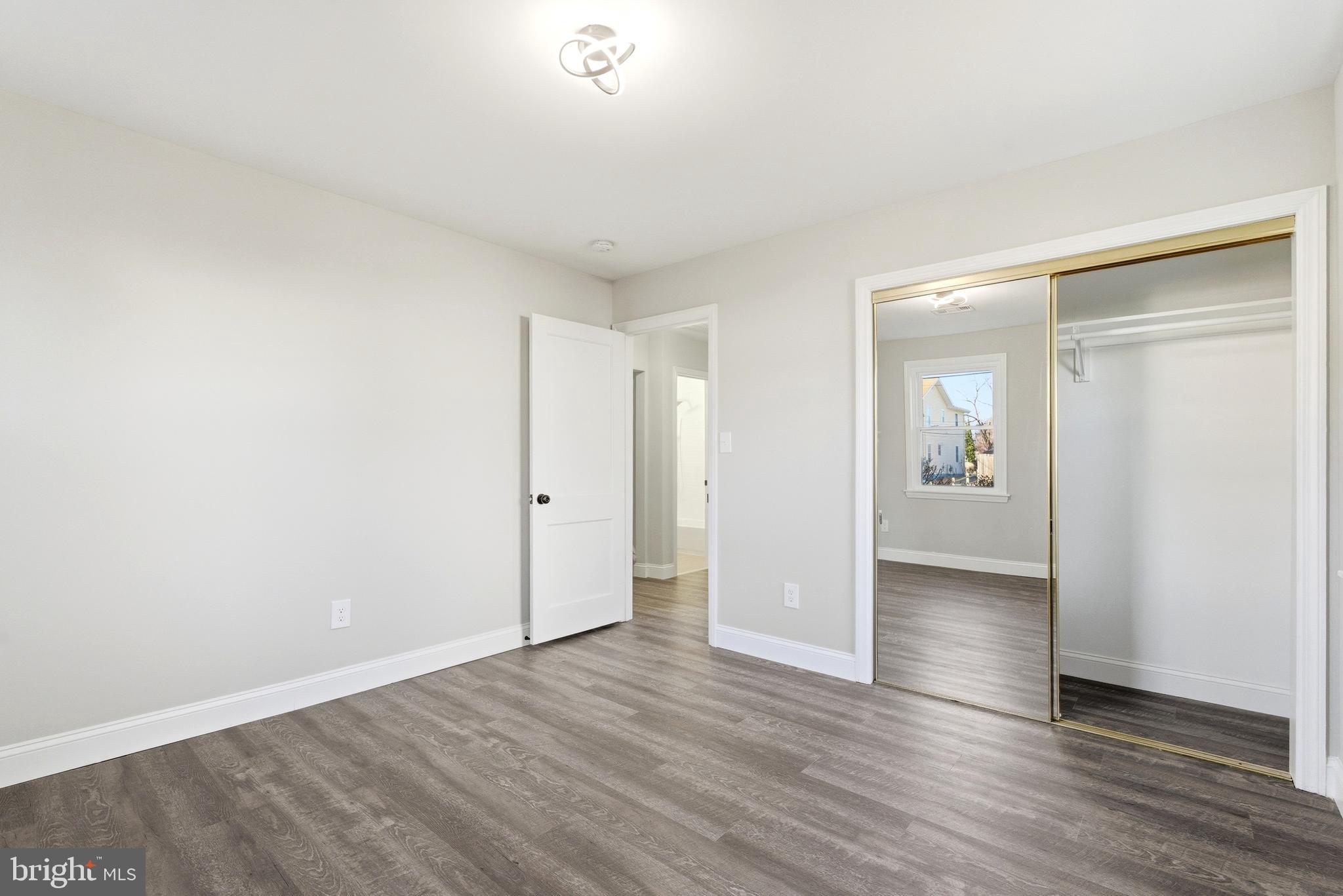 BEL AIR - Residential