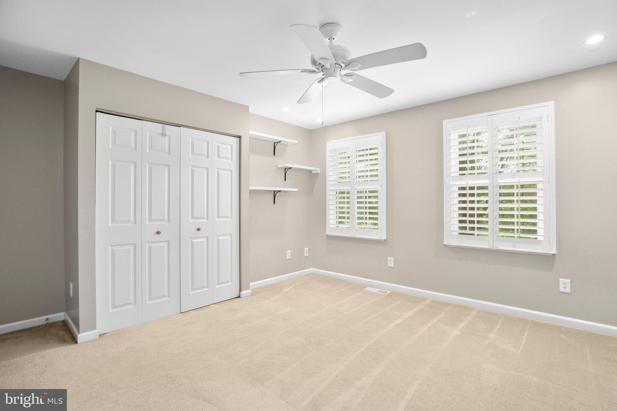 SHELTONS RUN - Residential