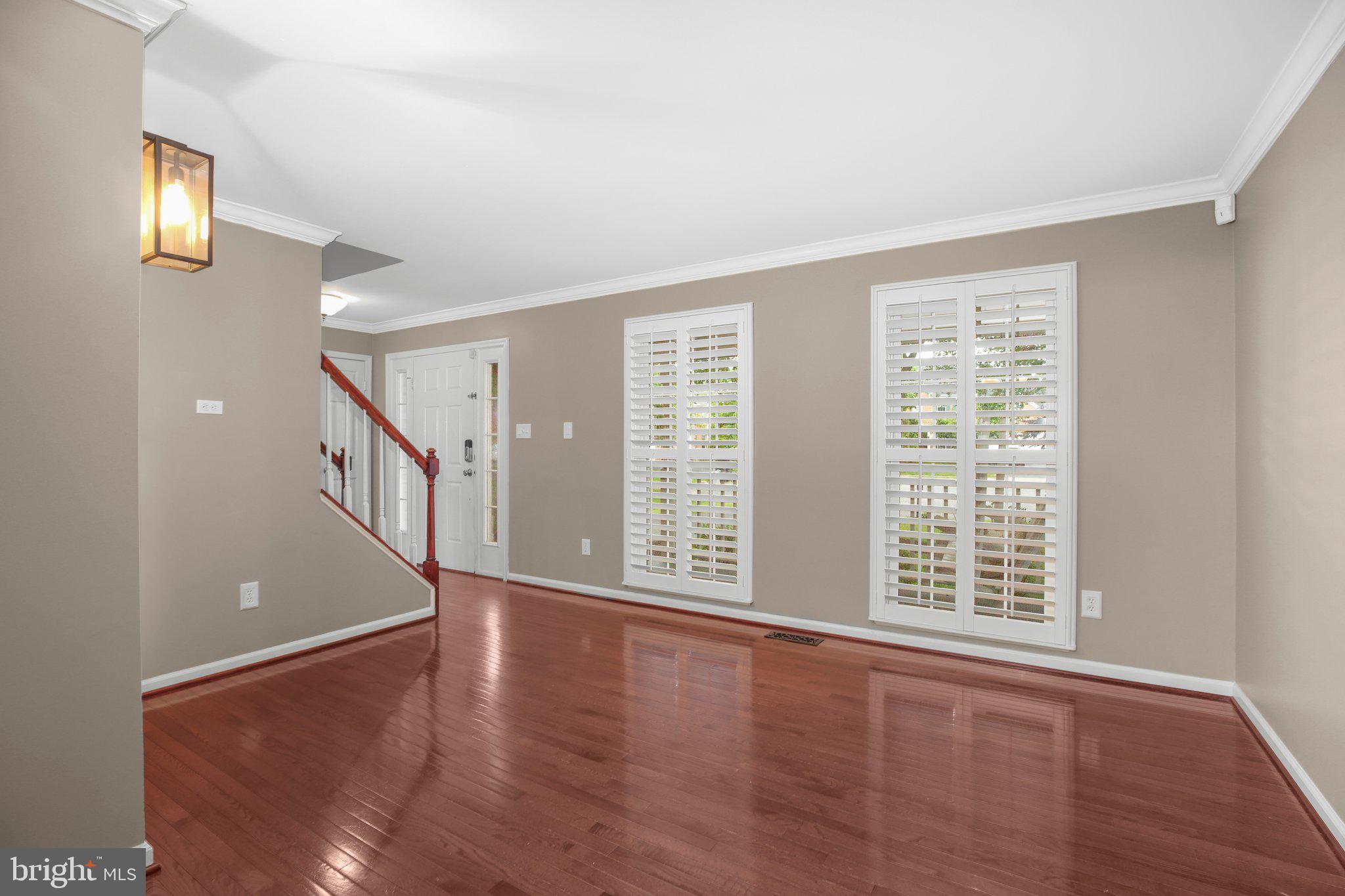 SHELTONS RUN - Residential