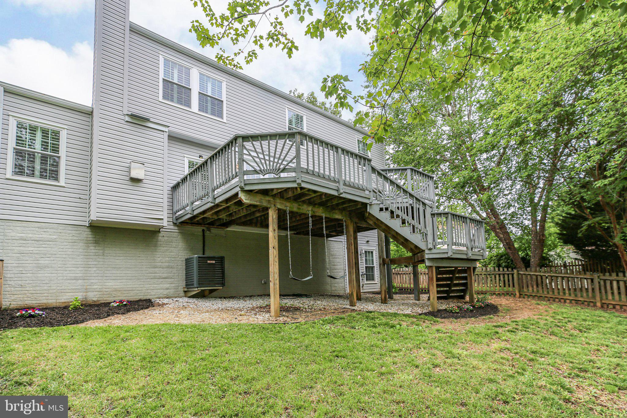 SHELTONS RUN - Residential