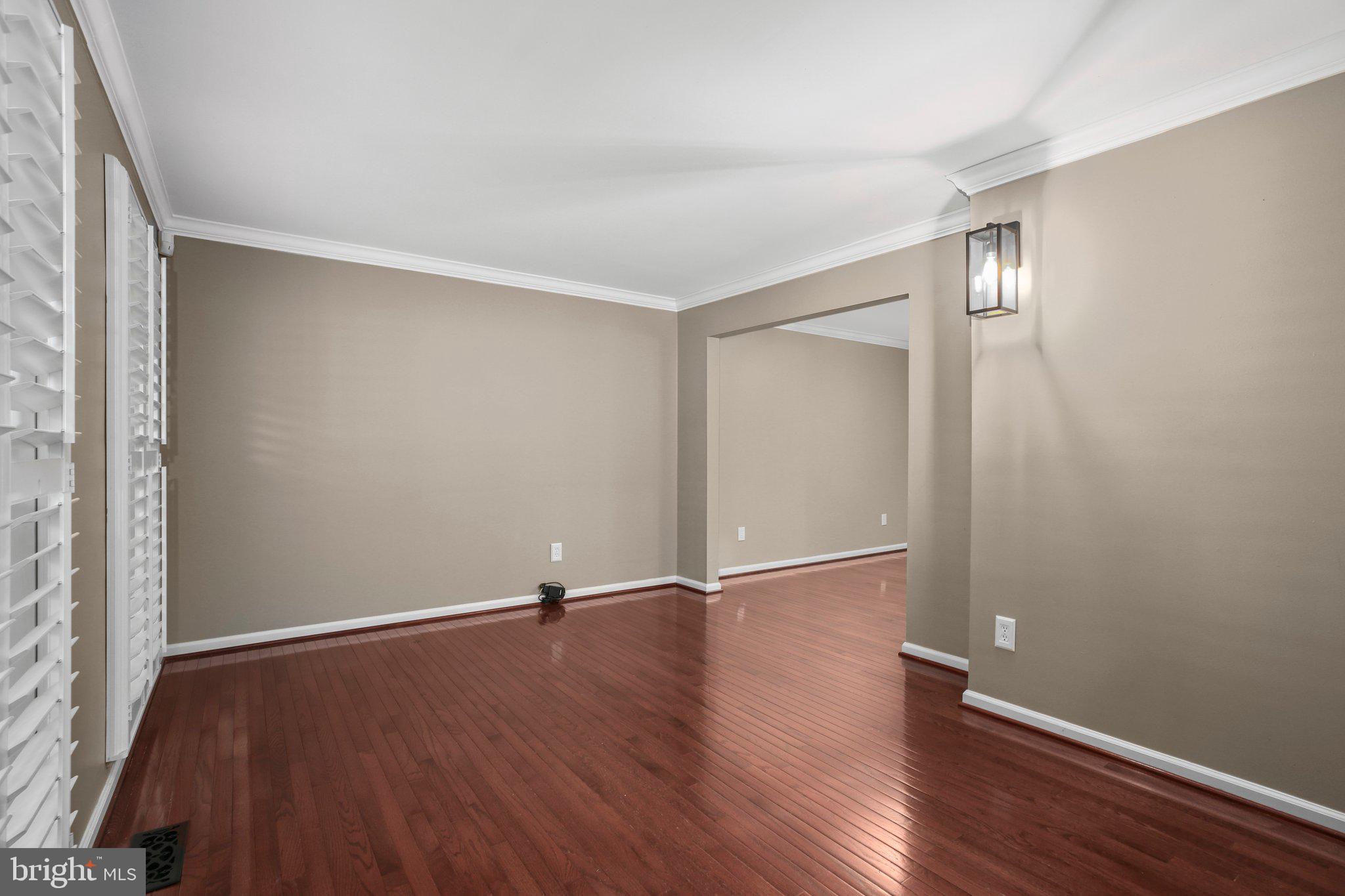 SHELTONS RUN - Residential